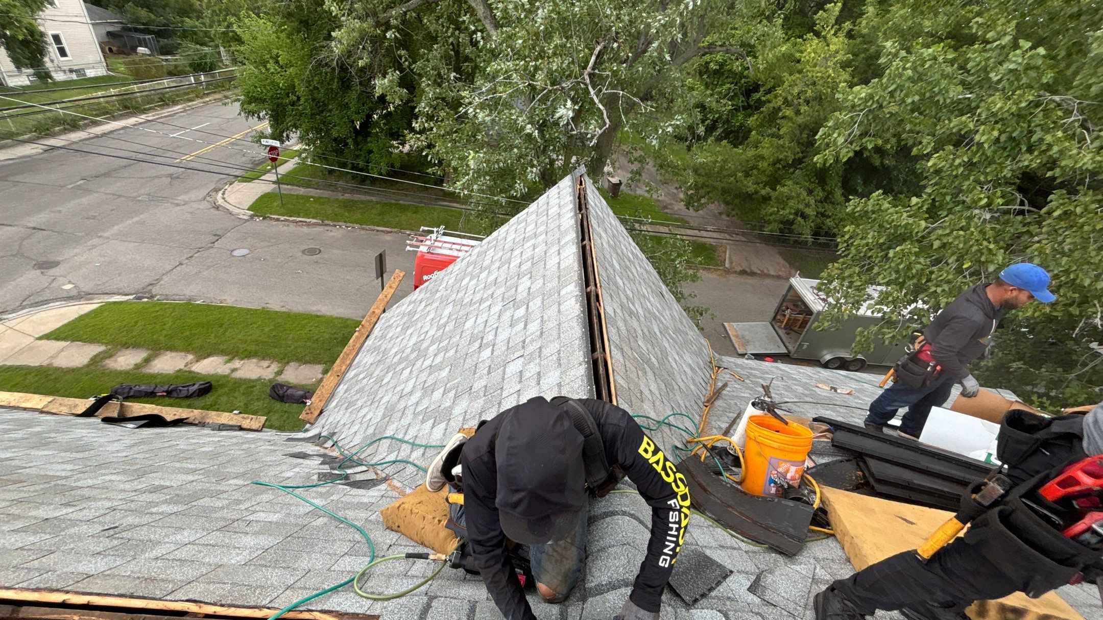 Roof Replacement using CertainTeed Landmark by 180 Contractors