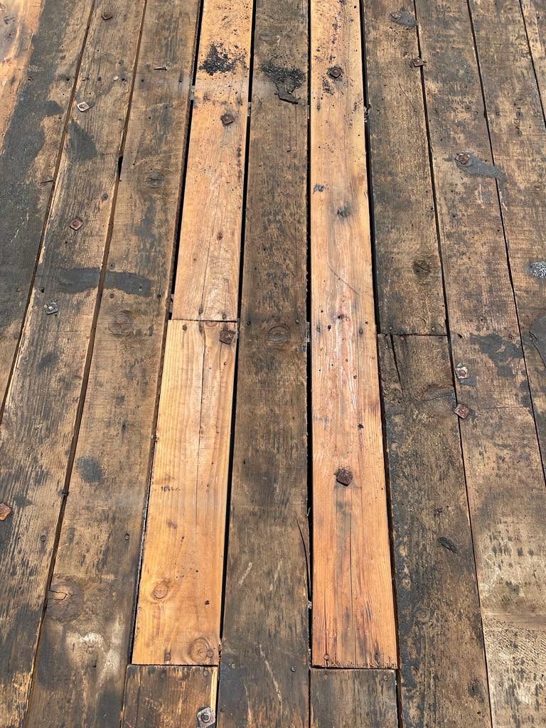 Commercial Roofing Installation using Conklin BenchPly system with PUMA top coat (imbedded fabric system) by Straight Edge Roofing Inc
