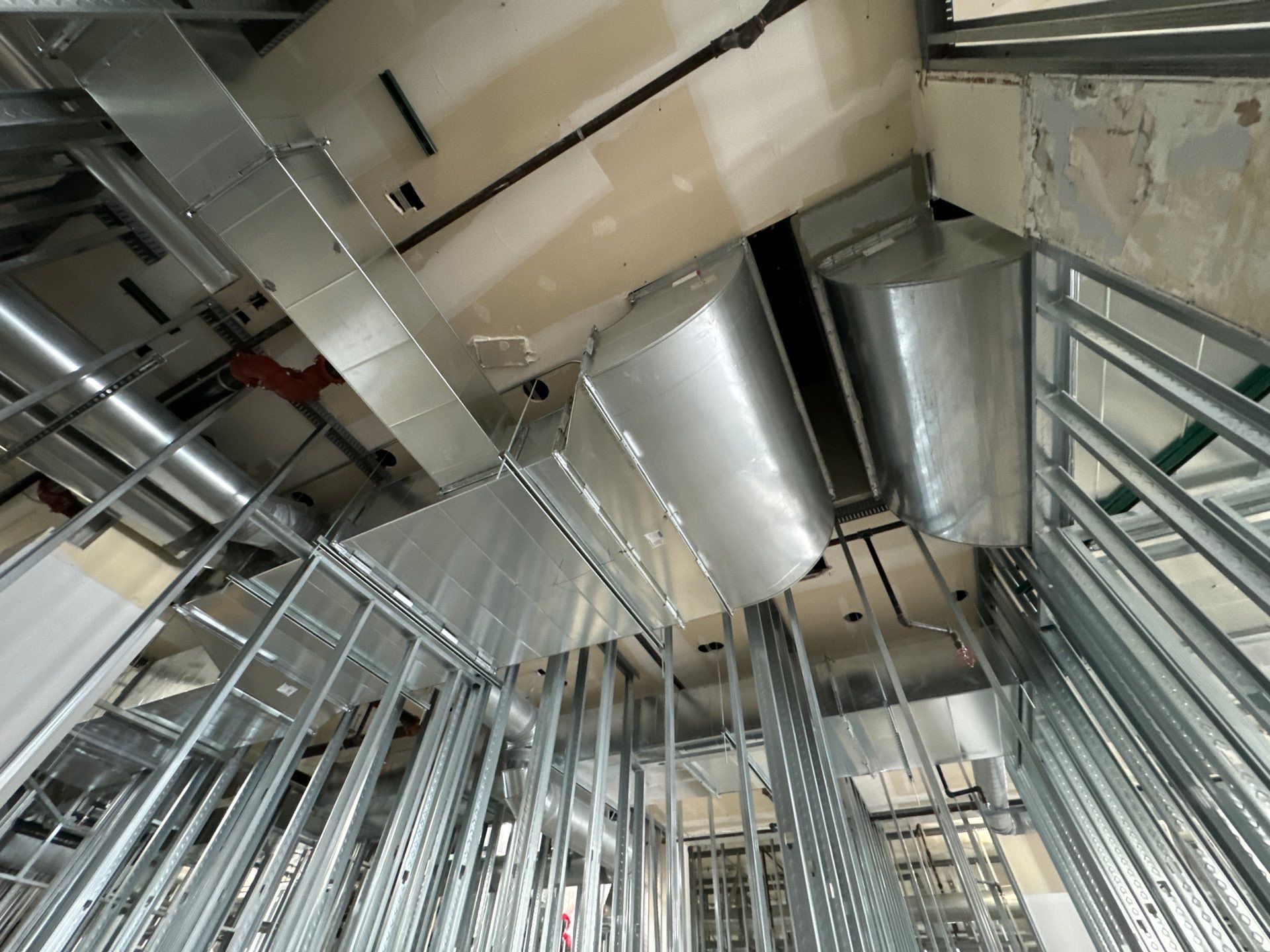 Commercial Duct Intallation by MMDS