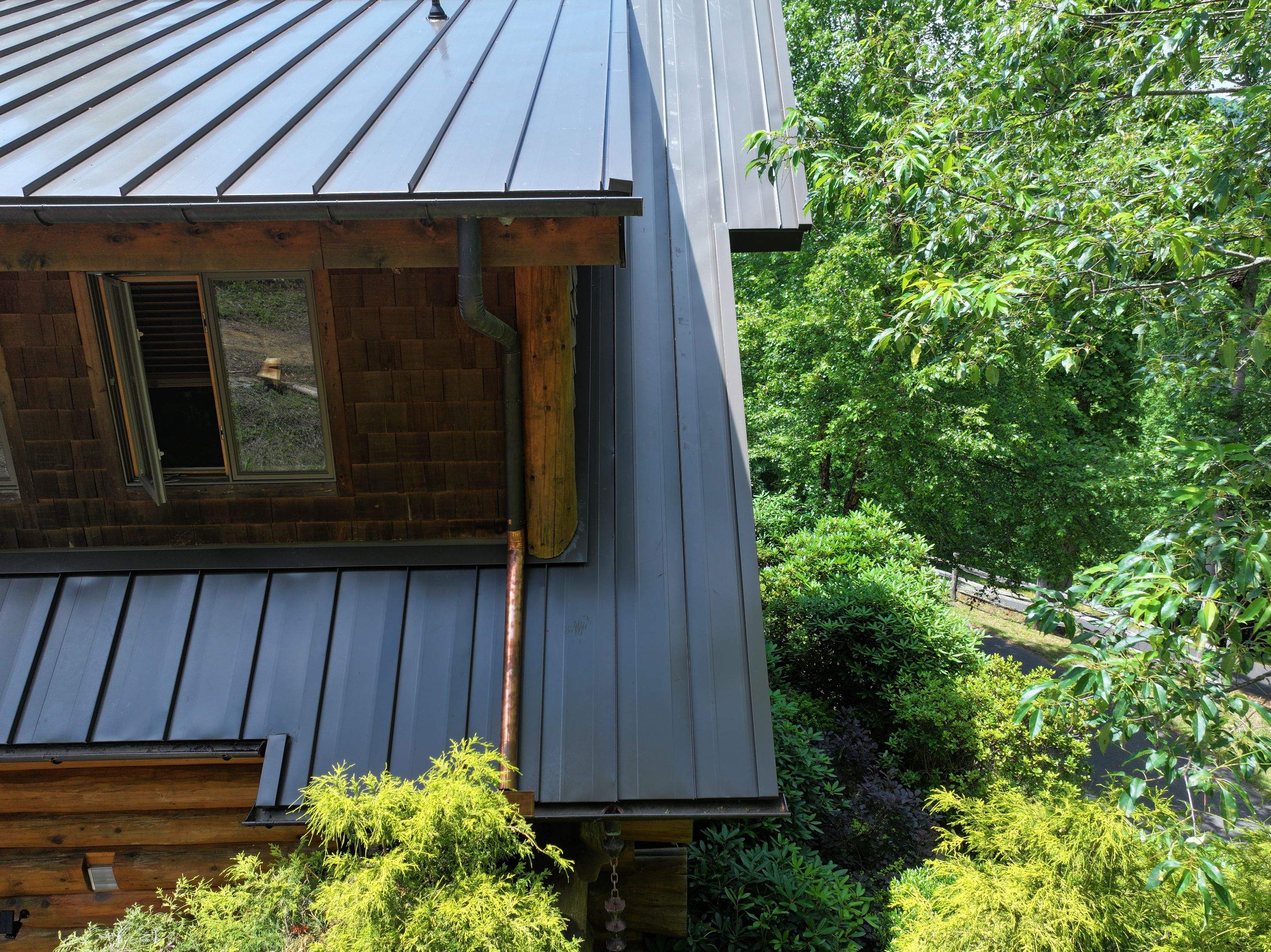 Burnished Slate Standing Seam by Omnia Roofing