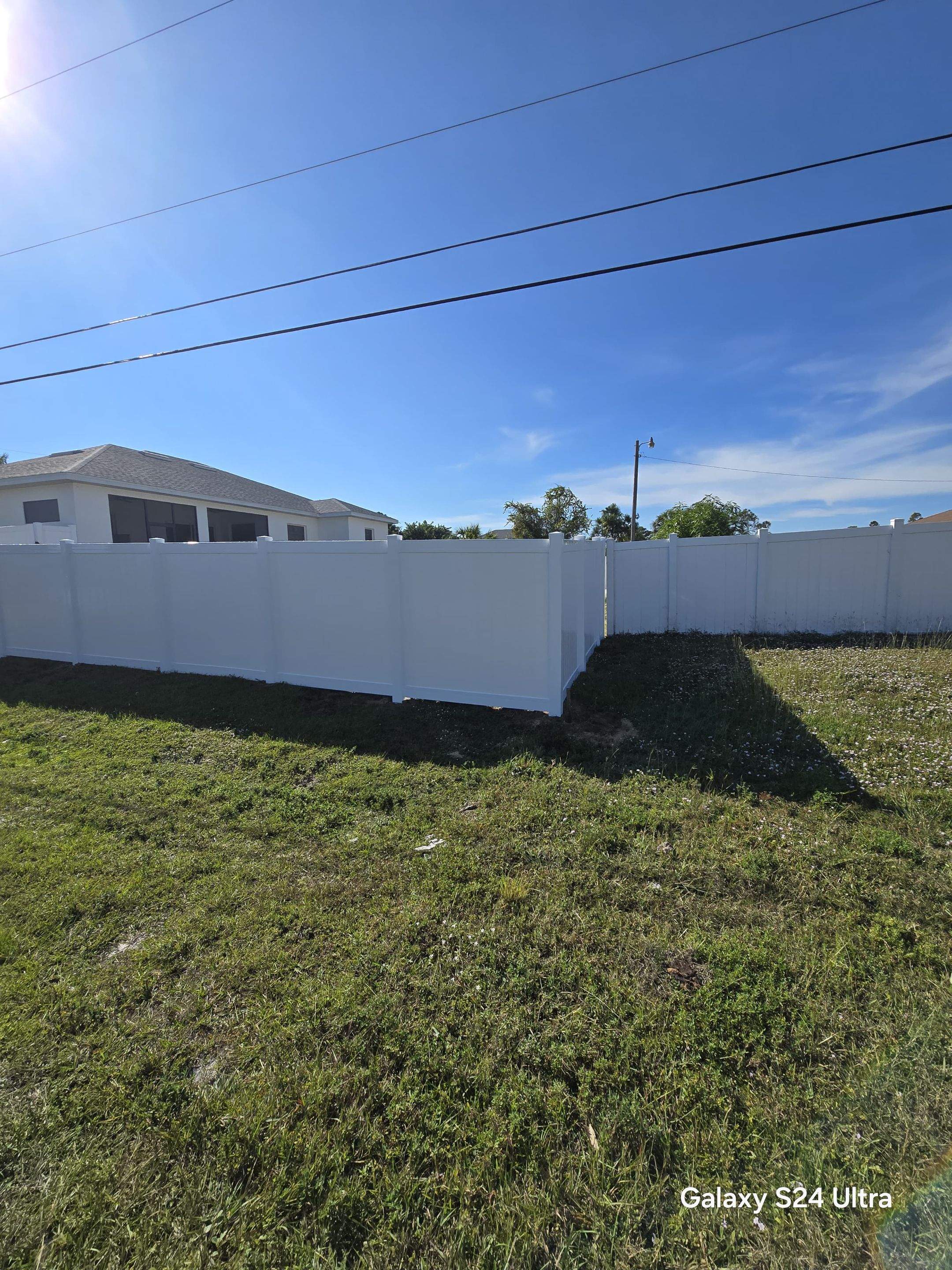 Vinyl Fence in Lehigh Acres by True Fence LLC