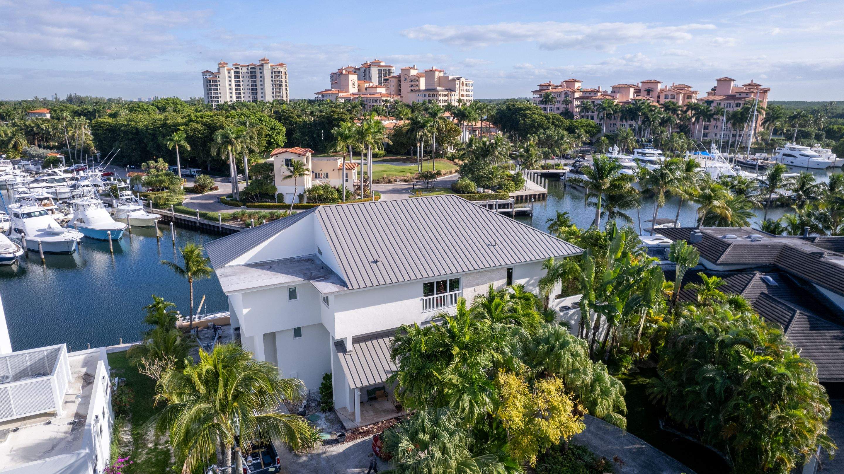 Metal Roof - Aluminum - Slate Gray by Istueta Roofing