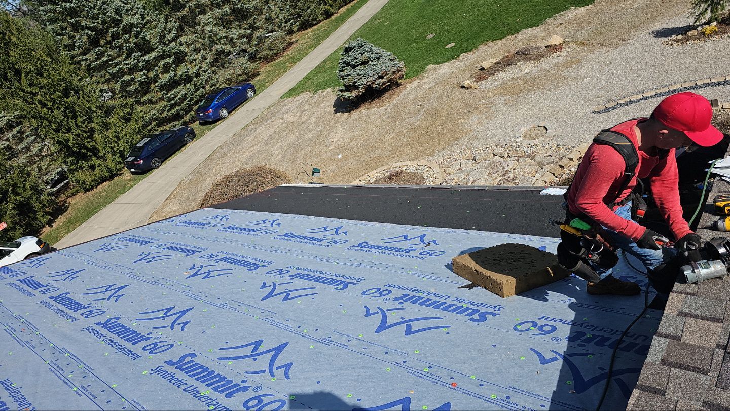Atlas Pinnacle Color: Majestic Shake; Drip Edge Color: Royal Brown by Eagle Eye Roofing