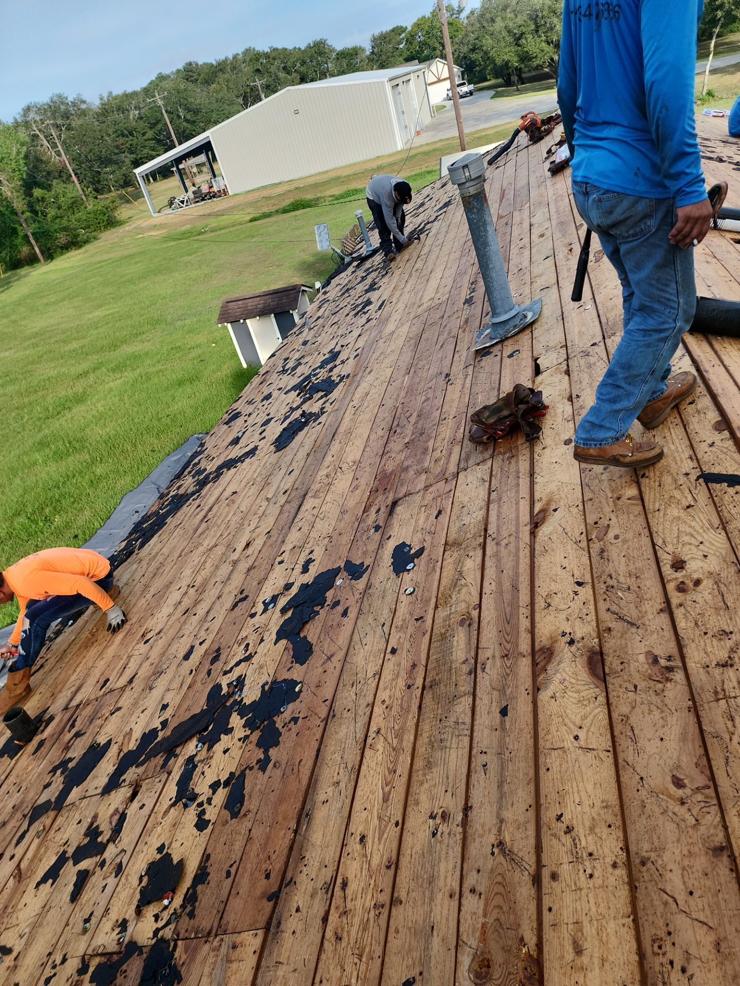 Residential Roofing Installation using Owen's Corning Duration (Lifetime) Shingles by Roof Repair Company