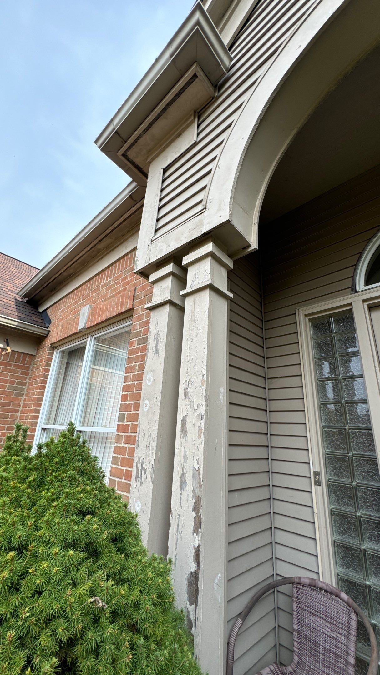 Siding Replacement using Alside Charter Oak D4.5" by 180 Contractors