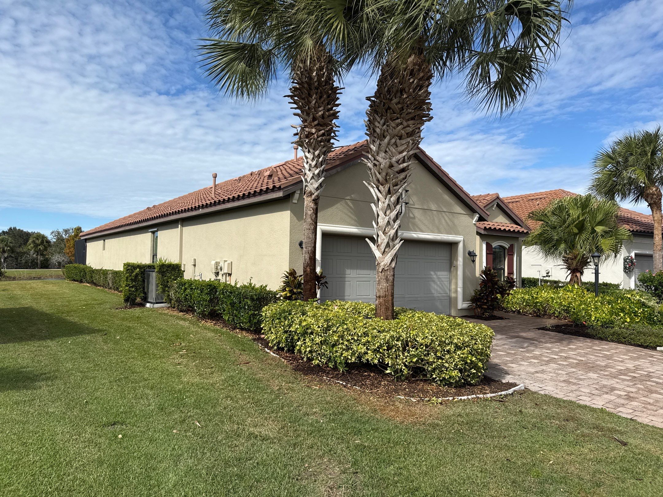 🌿 Tile Roof Cleaning in Lakewood Ranch — Safe for Plants & Tortoise-Friendly! 🐢✨ by Sunshine AquaWash