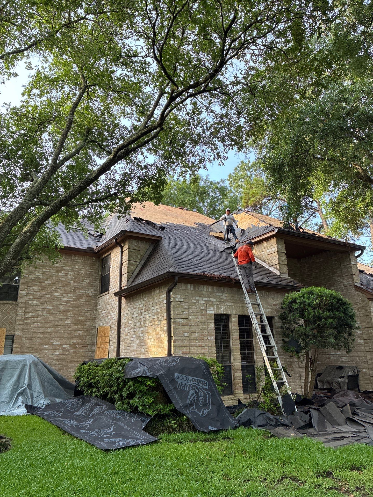 Roof Replacement in Memorial Northwest, Spring TX by Roof Repair Company