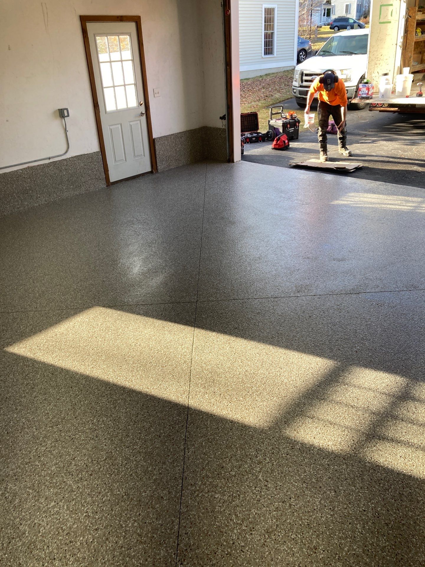Garage in Nashua, NH 03063 by Symphony Concrete Coatings
