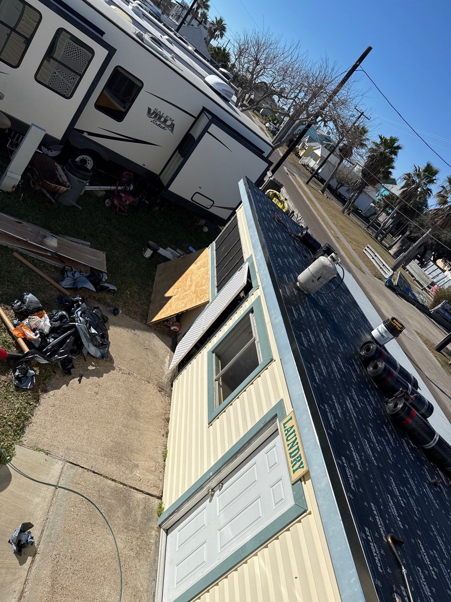 Mustang Island Flat Top by Bayfront Roofing and Construction