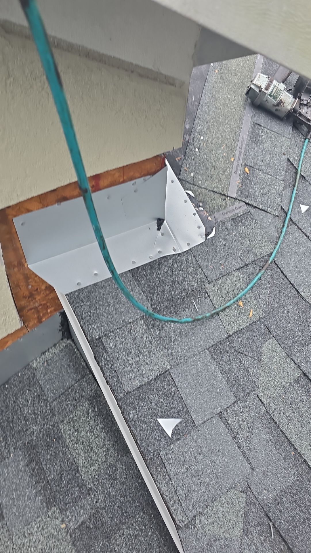 Roof Replacement in Lithia, FL by Shingle Masters Roofing