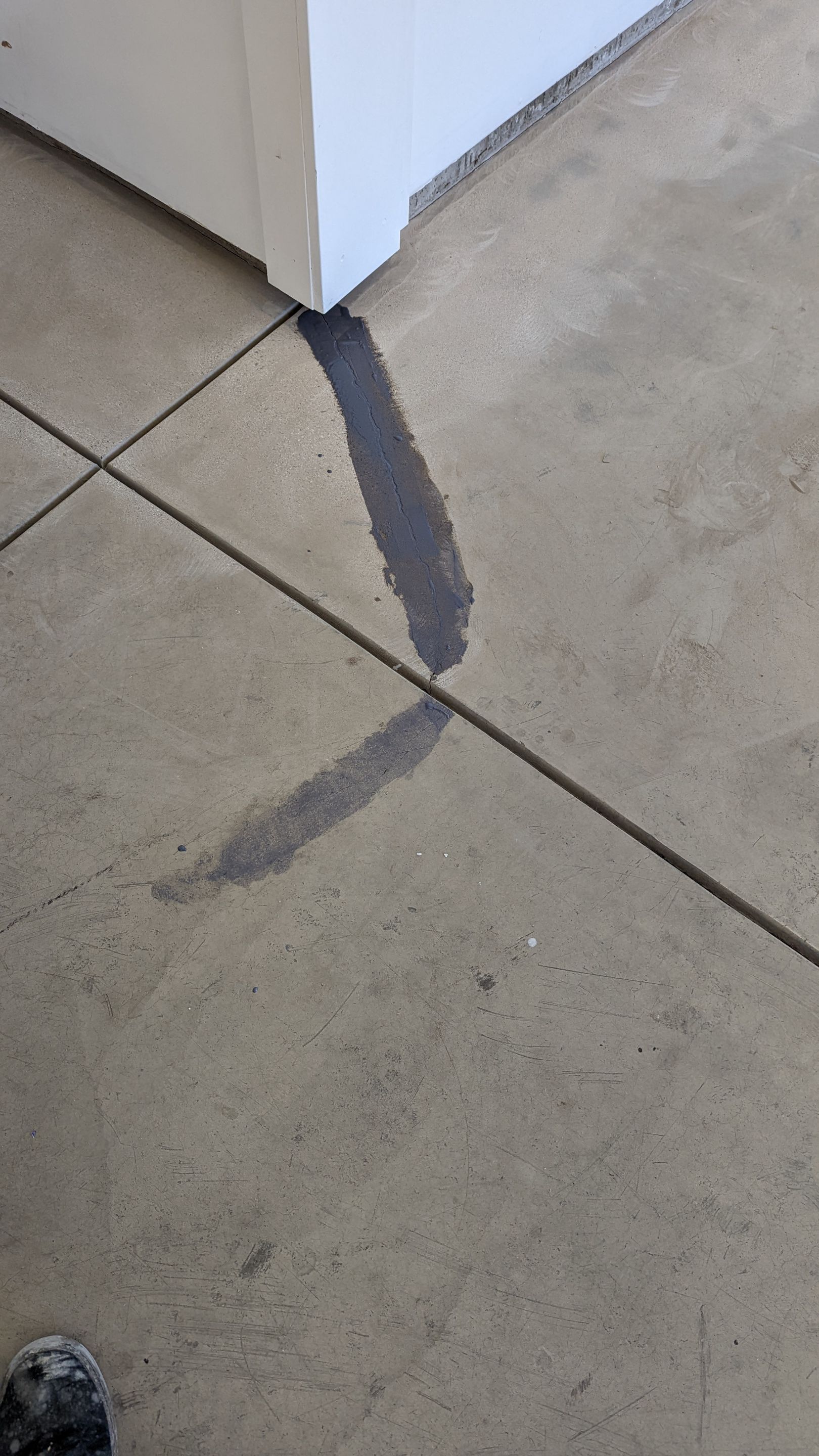 Garage Transformation using Smoke Colorway by Croc Coatings, LLC
