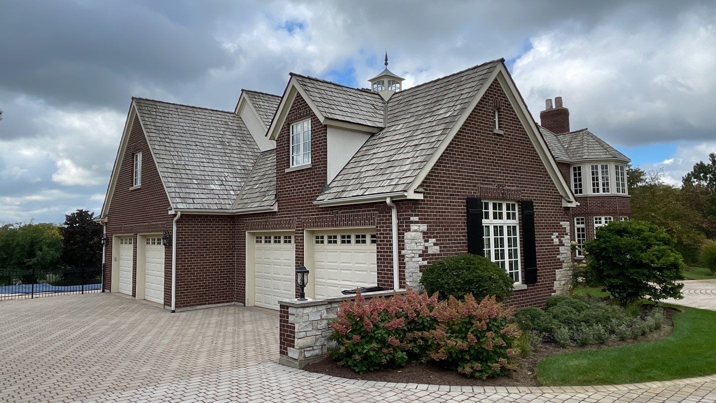 DaVinci Bellaforte Slate Installation with Copper Valleys by Custom Installations, Inc.