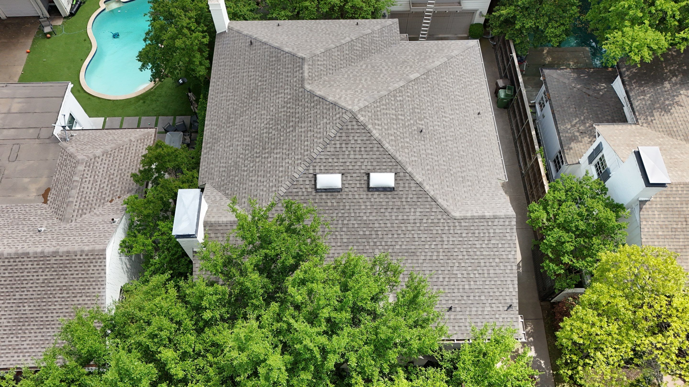 Project in Dallas by Armor Roofing | Exteriors