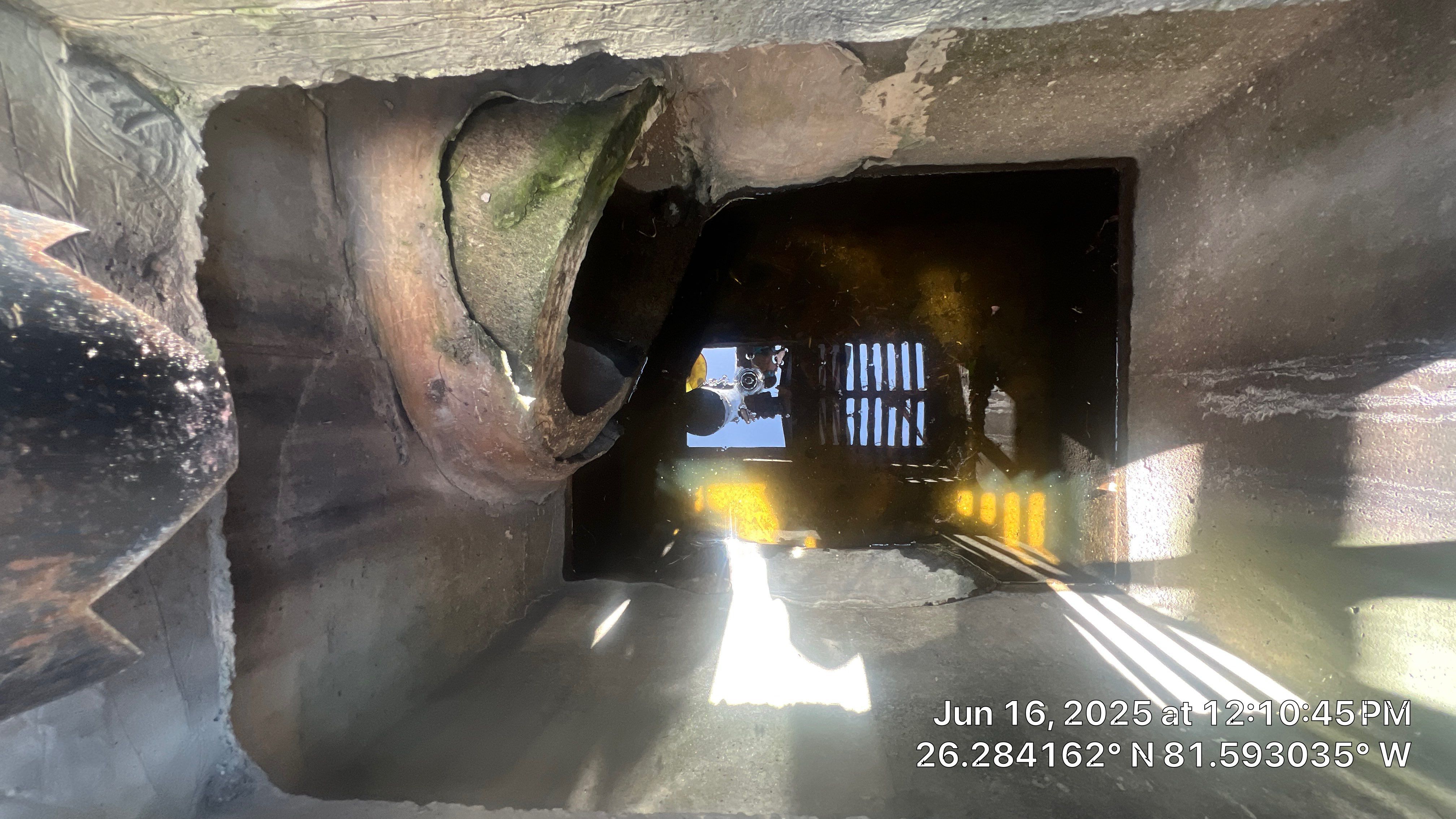 Naples Association Stormwater System Cleaning by APS Power & Water