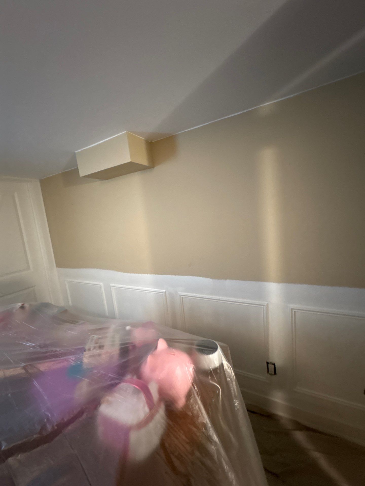 Sioux Falls Interior Painting with Custom Wainscoting and Decorative Wallpaper by Select Painting, Coatings & Garage Cabinets