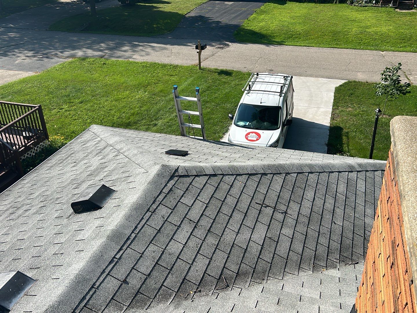 Roof Replacement using CertainTeed Landmark by 180 Contractors