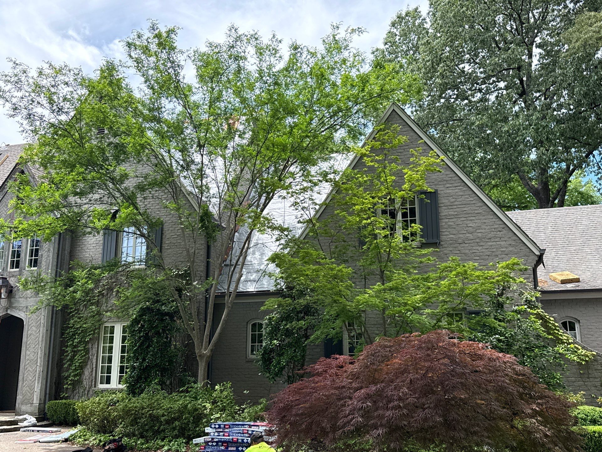 GAF Timberline HDZ Roof Replacement and Exterior Wood Repairs in Memphis by Revival Roofing Services