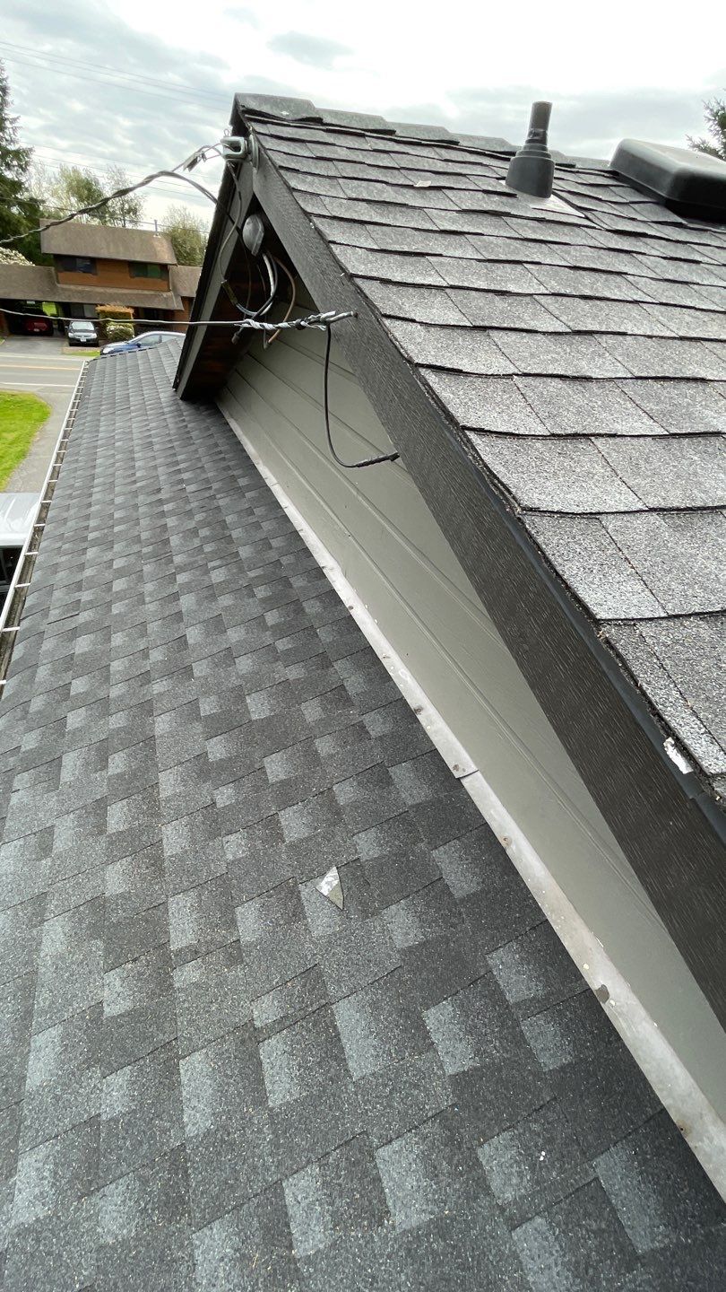 Residential Roofing Installation using GAF Timberline HDZ by Top Notch Roofing Inc