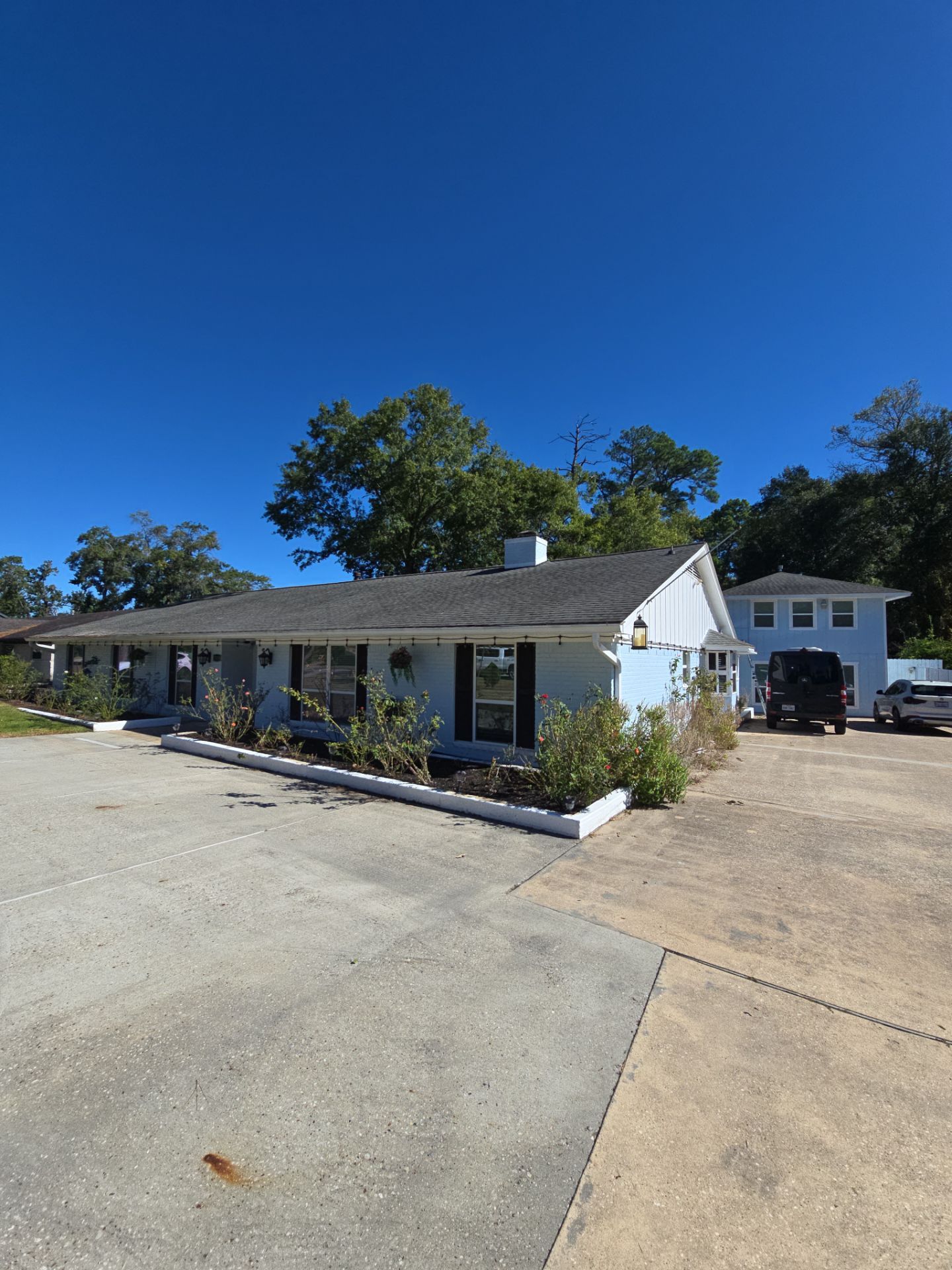 Project in Spring by Royal Crown Roofing 