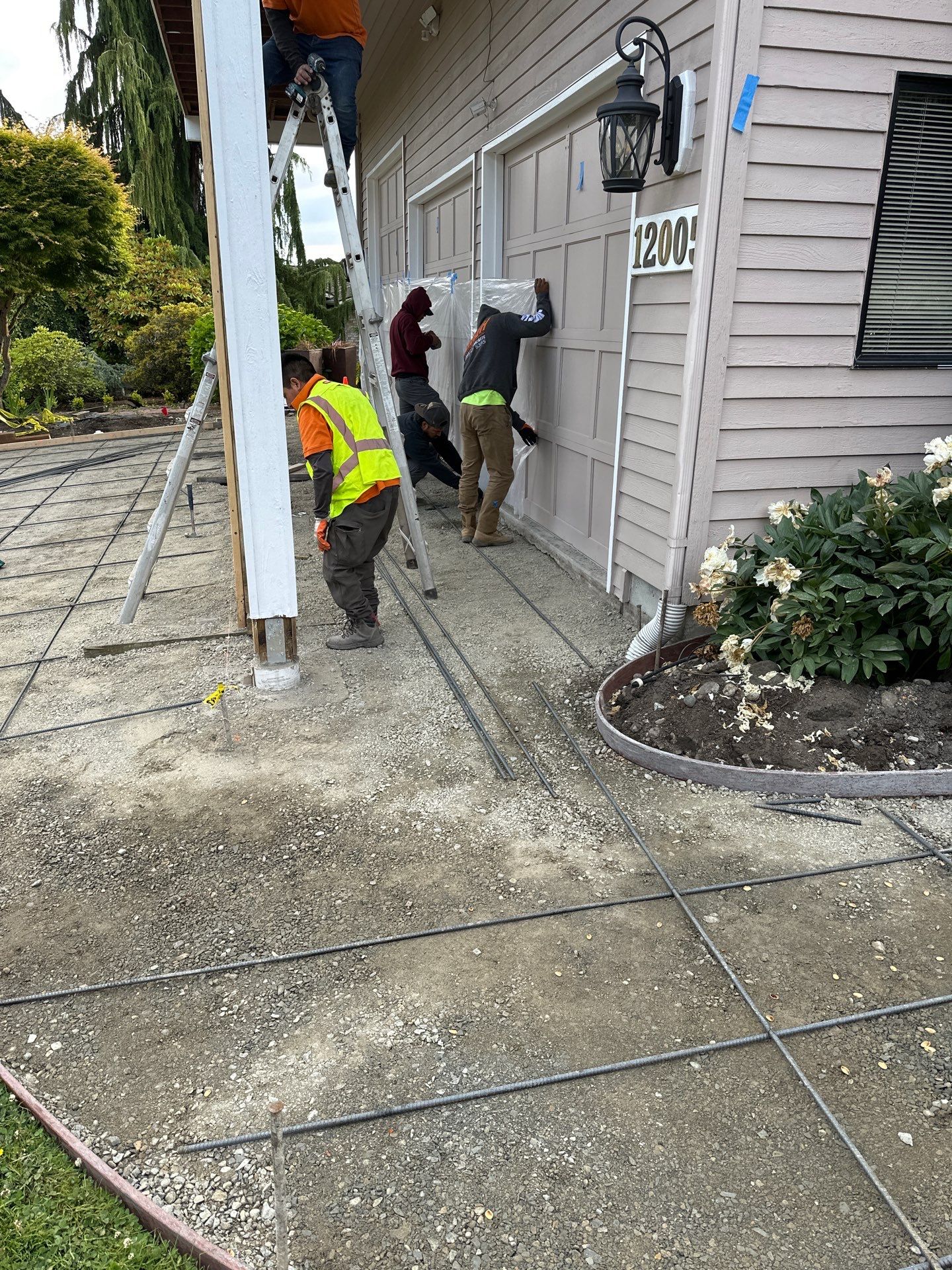 Concrete Driveway Repair | Edmonds  by Jireh Asphalt & Concrete Inc 