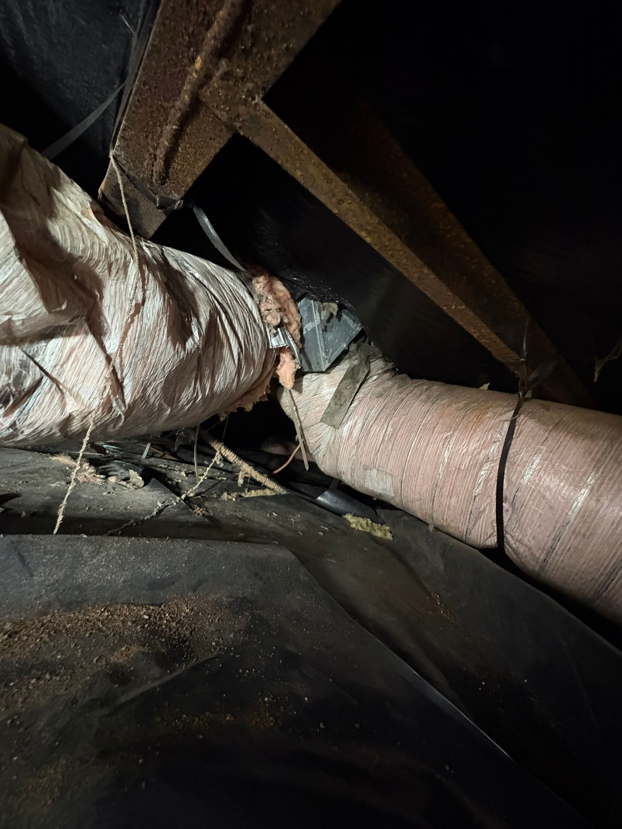 Duct Cleaning and modification in Shenandoah by Elemental Heating and air conditioning LLC