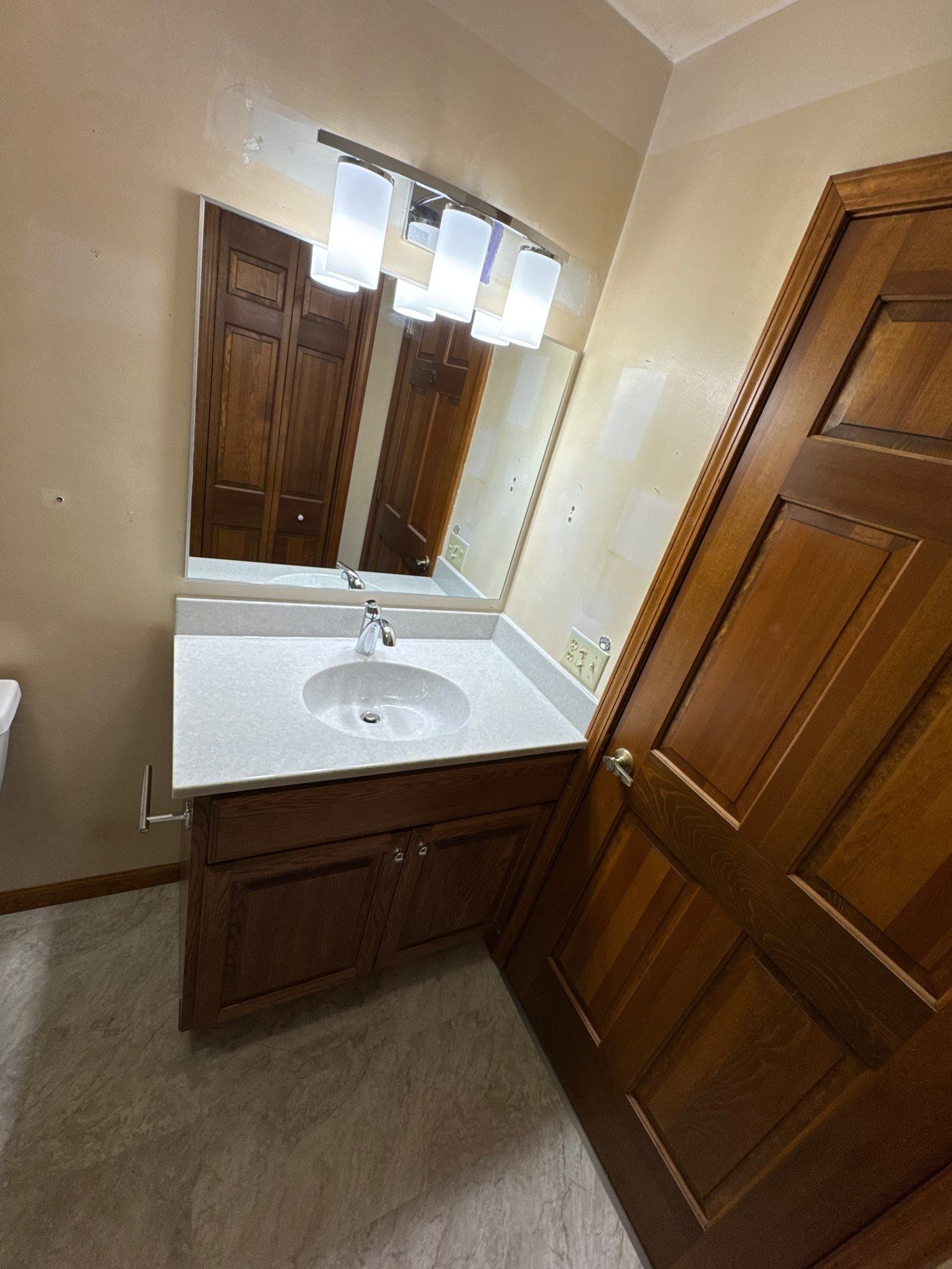 2nd Bathroom Full Remodel: Metapeake by Rome Bath Remodeling