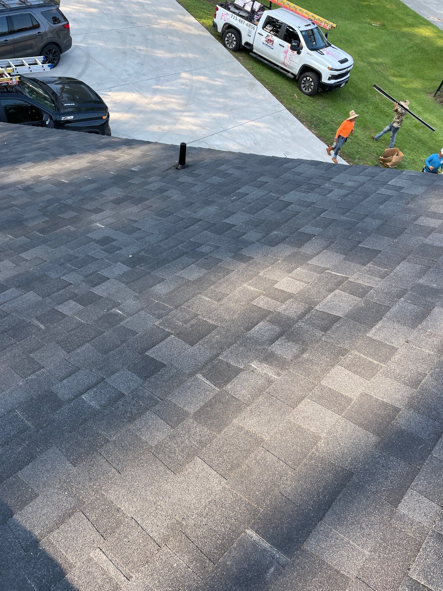Residential Roofing Installation using Owen's Corning Duration (Lifetime) Shingles by Roof Repair Company