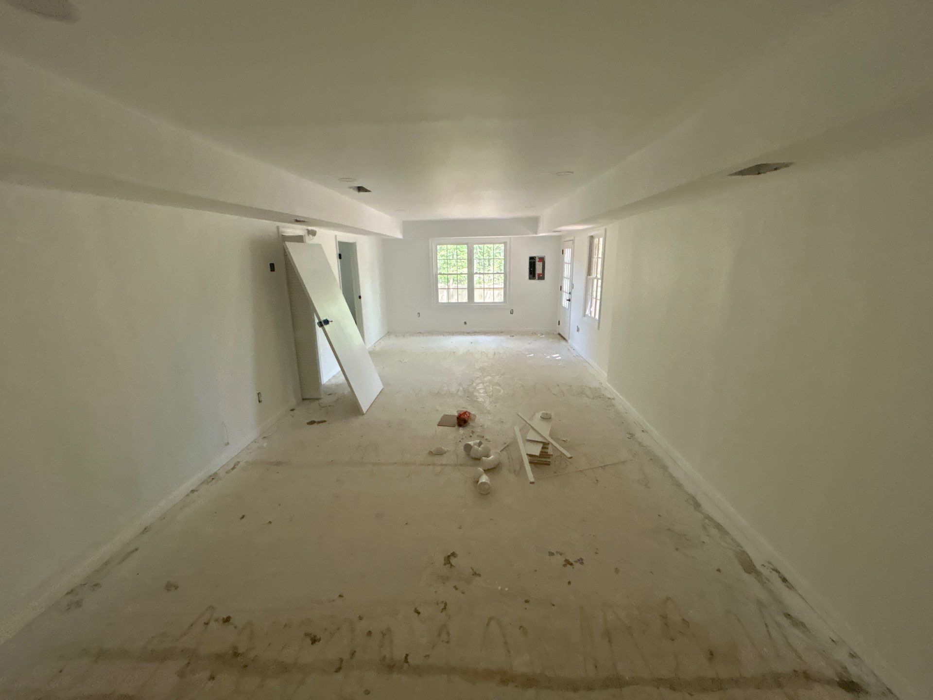 Whole-Home Renovation and Retaining Wall Restoration in Suwanee by RENOMAXIT, LLC