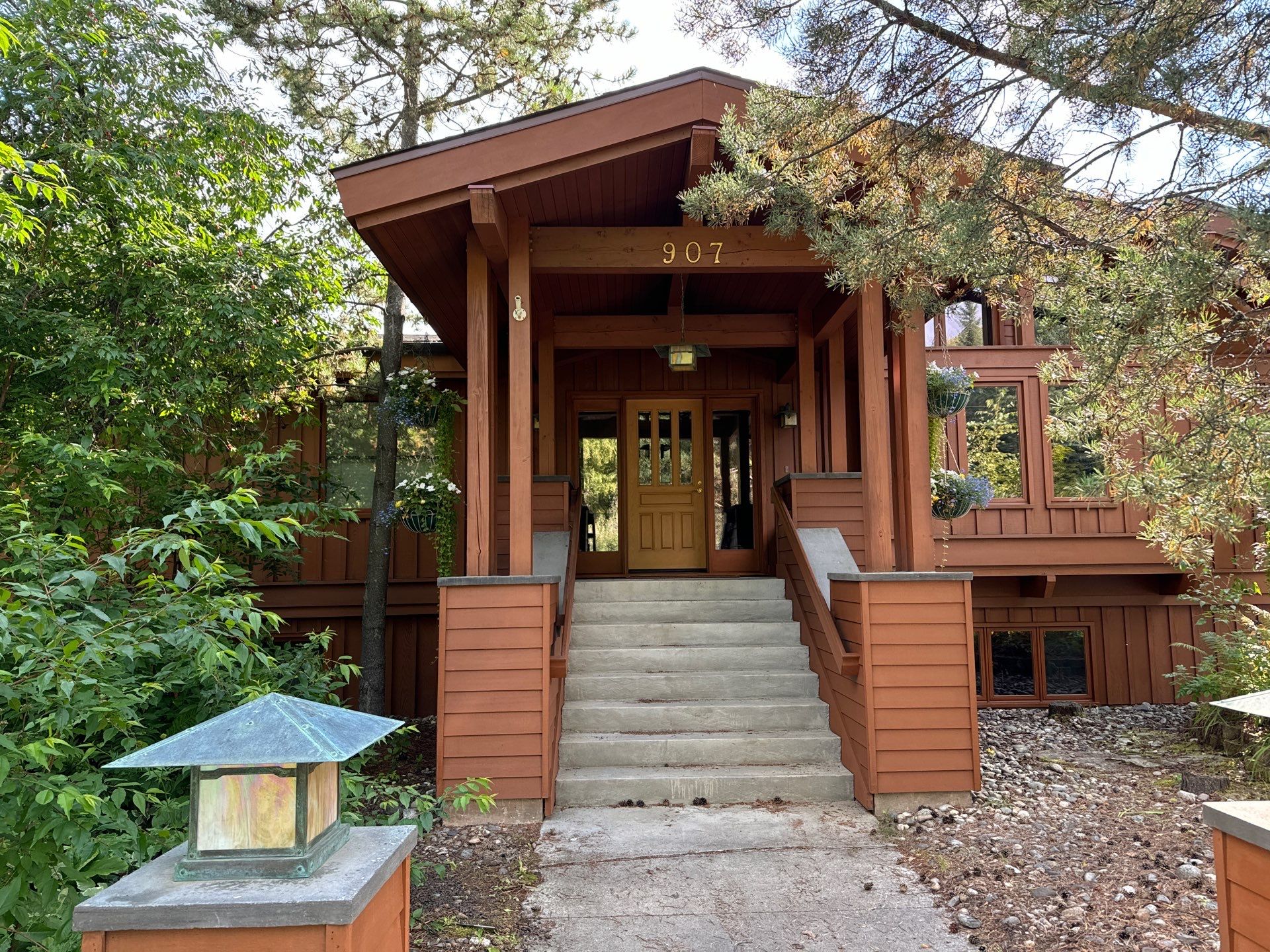 Gorgeous Exterior Update by Midnight Sun Painting
