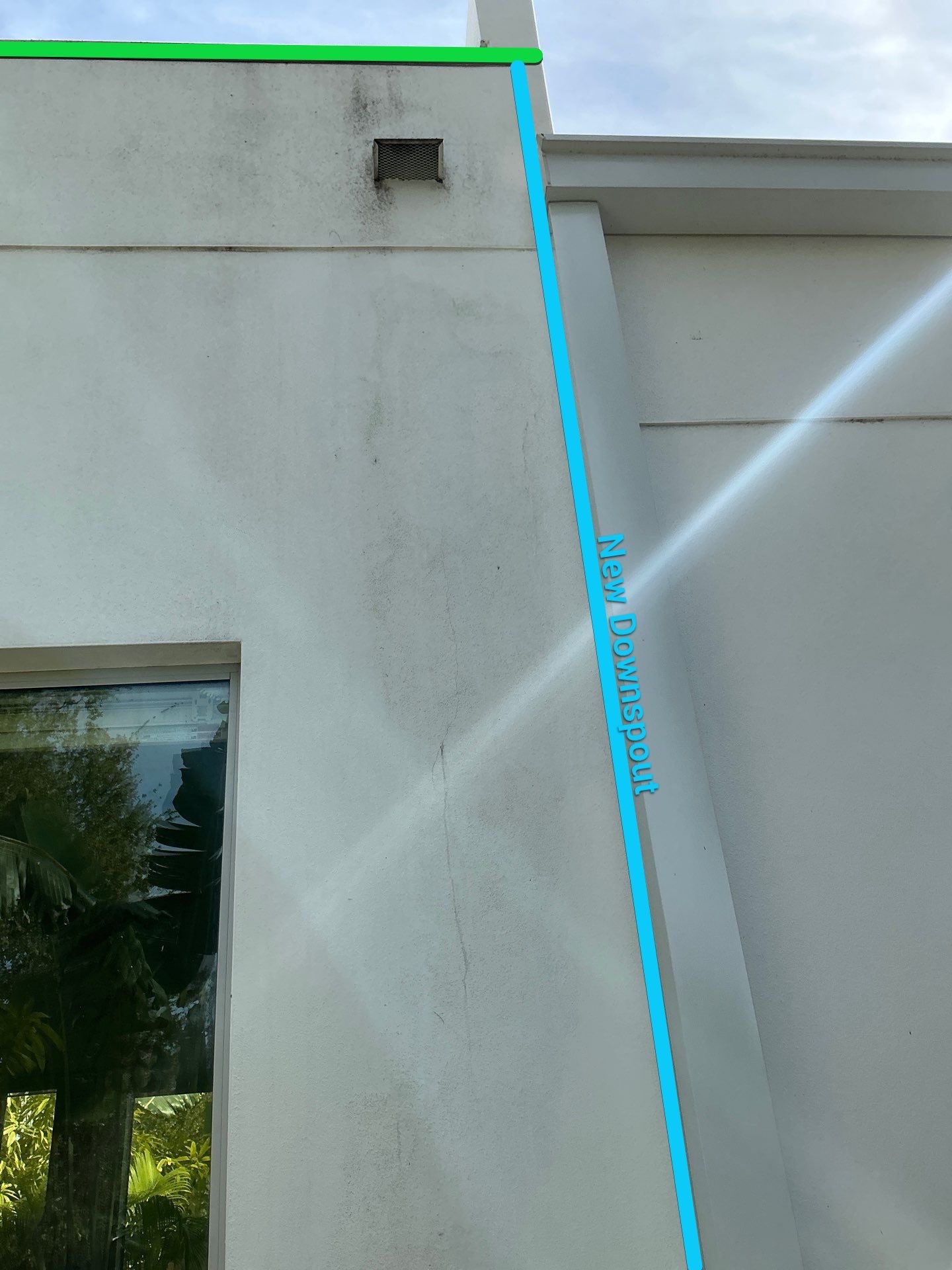 7 inch seamless gutters using smooth box gutters in Sarasota FL by Gutter Professors