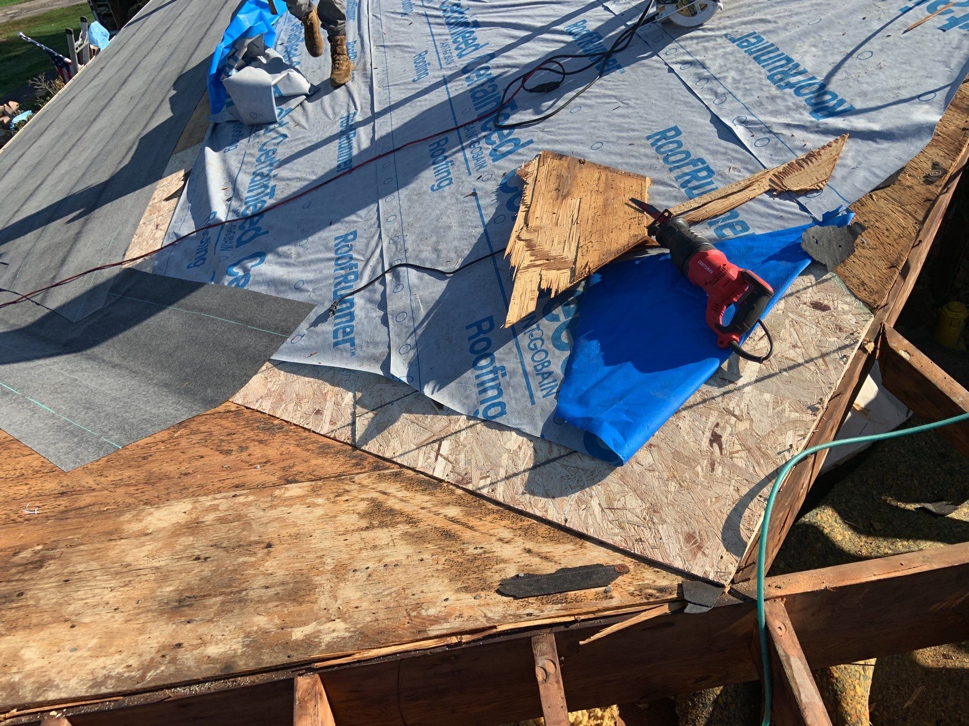Roof Replacement using CertainTeed Landmark by 180 Contractors