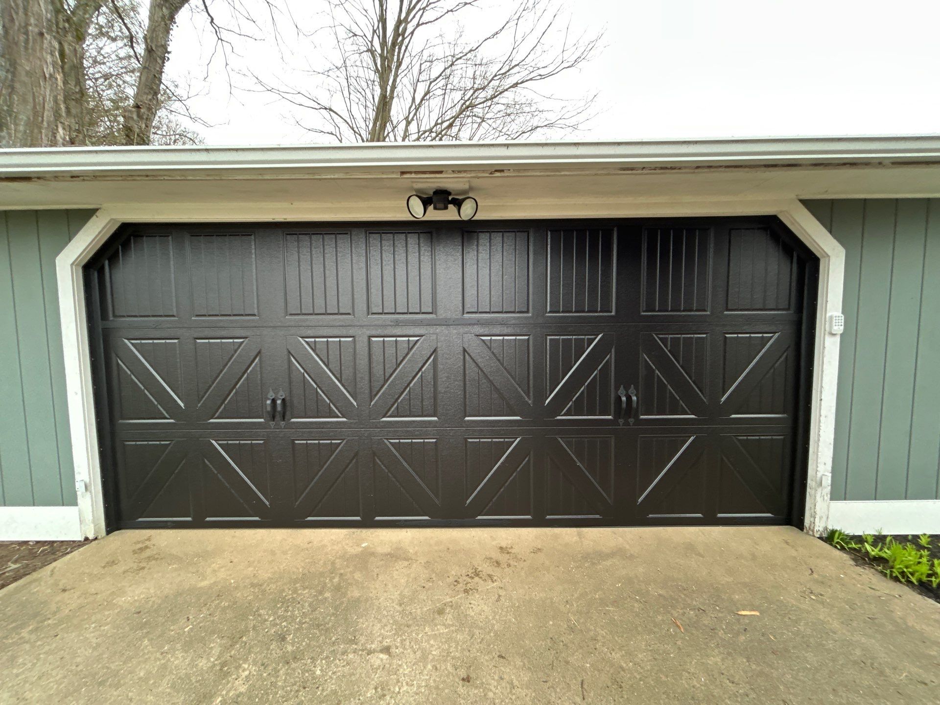 Where Style Meets Strength: Stunning Garage Door Designs by DiGiorgi Roofing and Siding Inc