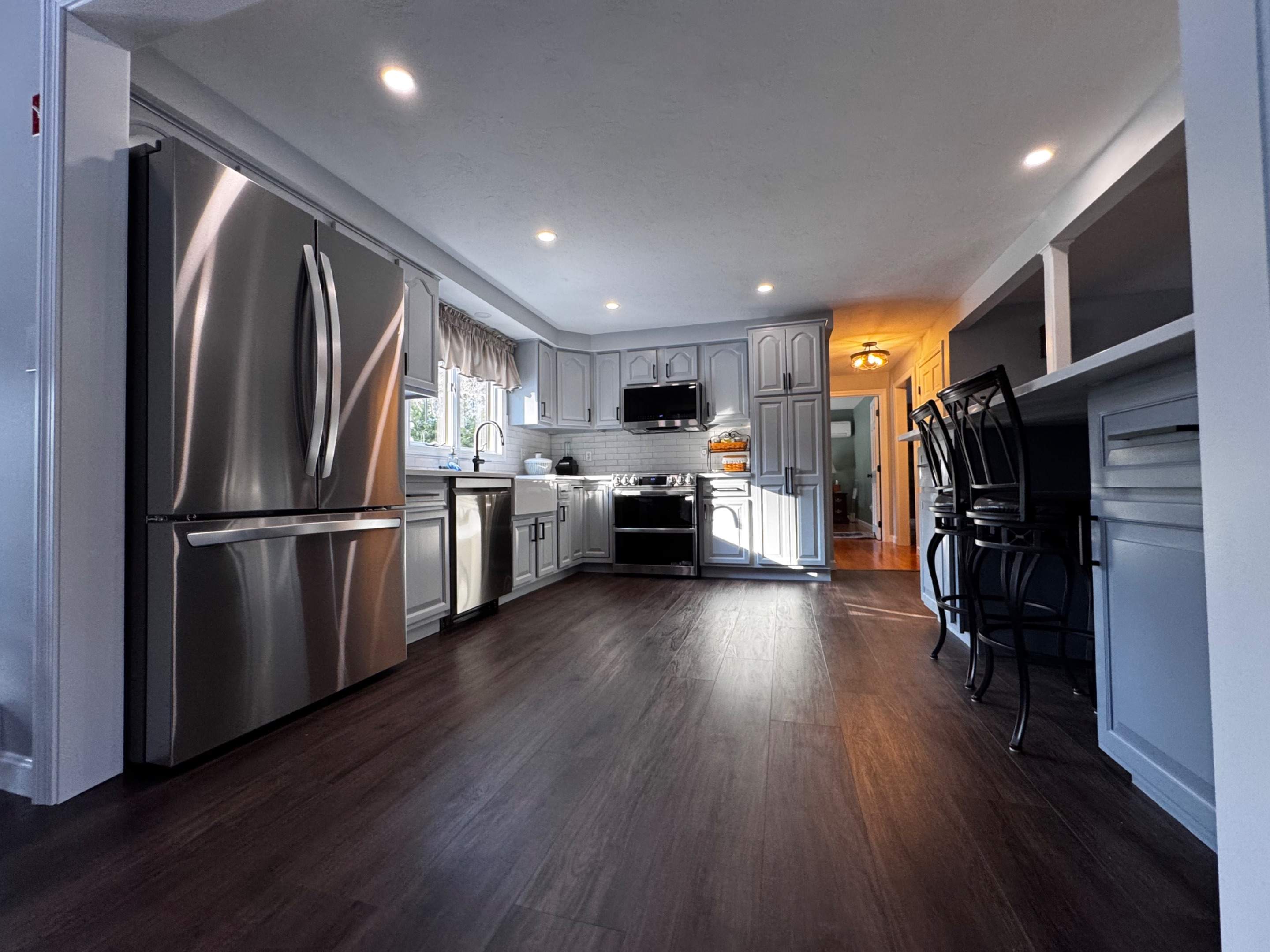 Cabinet Repainting  by EXCELLENCE | CARTO