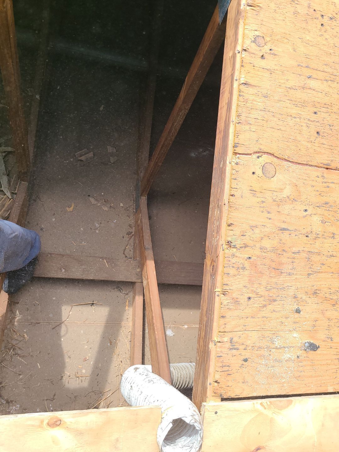 Falls Church: CertainTeed Landmark Pro Designer Shingles in Max Def Pewterwood by RM Banning, Inc.