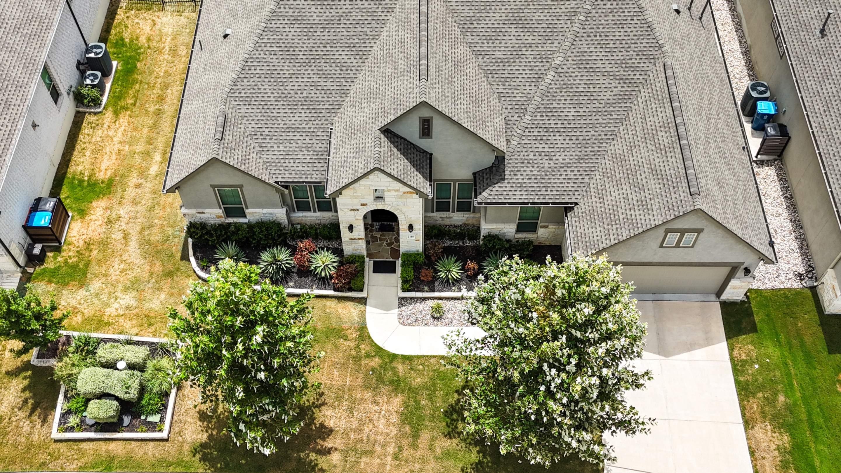 Royal Oak Estates - San Antonio,TX by Hole In One Lawns, LLC