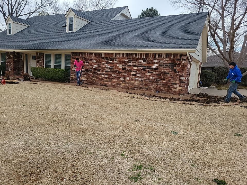 Concrete sidewalk using Concrete by Clays Services Inc