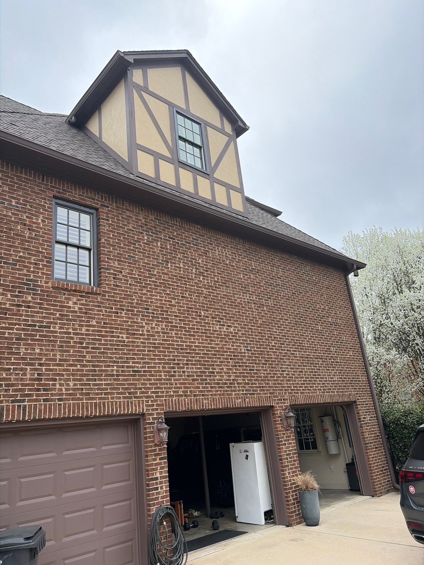 Residential Roof Replacement using GAF UHDZ- WEATHERWOOD by Elite Roofing LLC