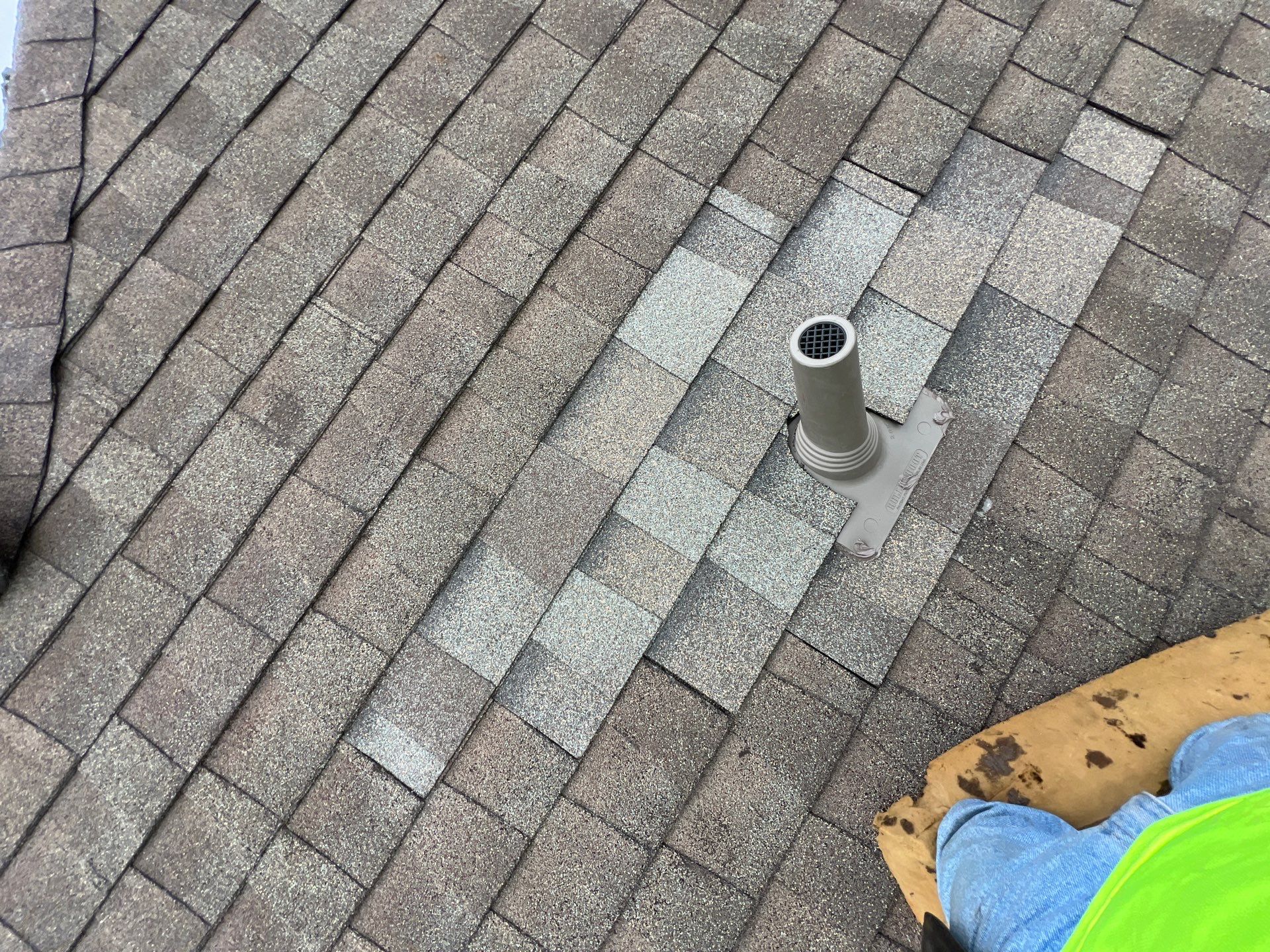 Hail Damage using Owen's Corning Duration (Lifetime) Shingles by Roof Repair Company