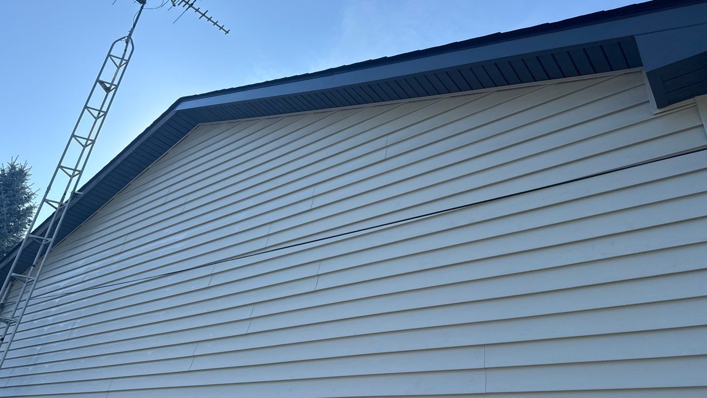 Siding Replacement using Alside Charter Oak D4.5" Cape Cod Grey by 180 Contractors