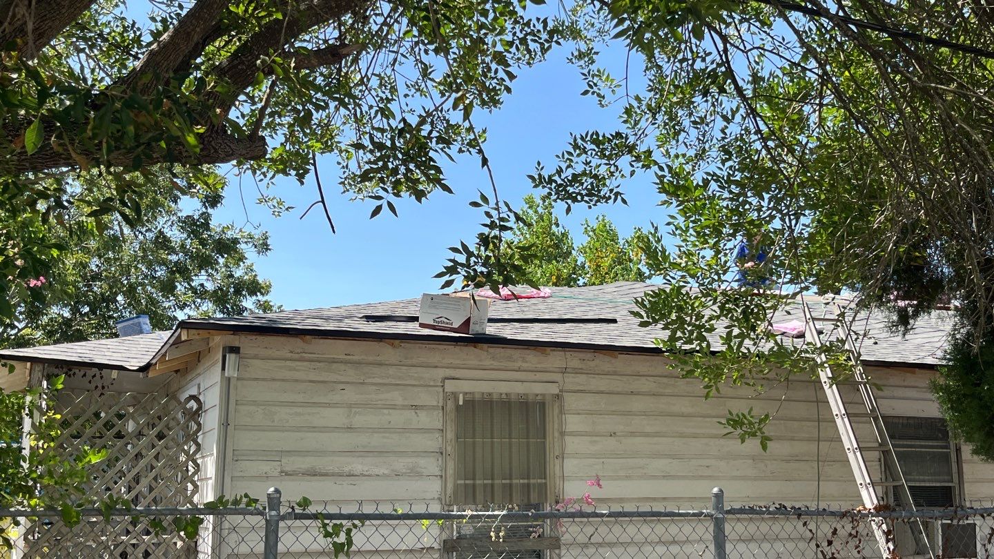 Major Roof Repairs in Taft Texas by Bayfront Roofing and Construction