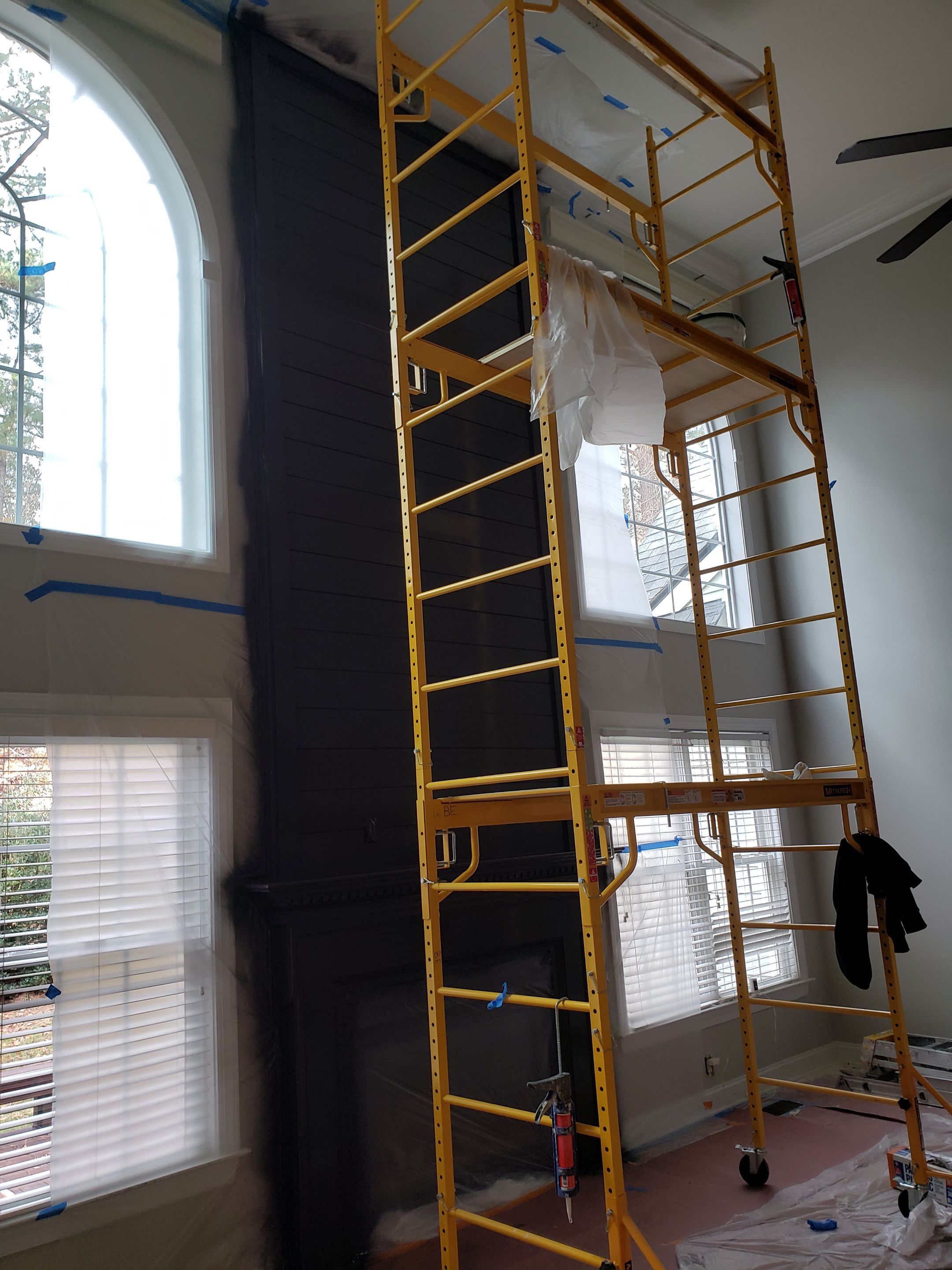 Inteiro painting and Cabineted painting by GonzalezPainters & Contractors Inc 