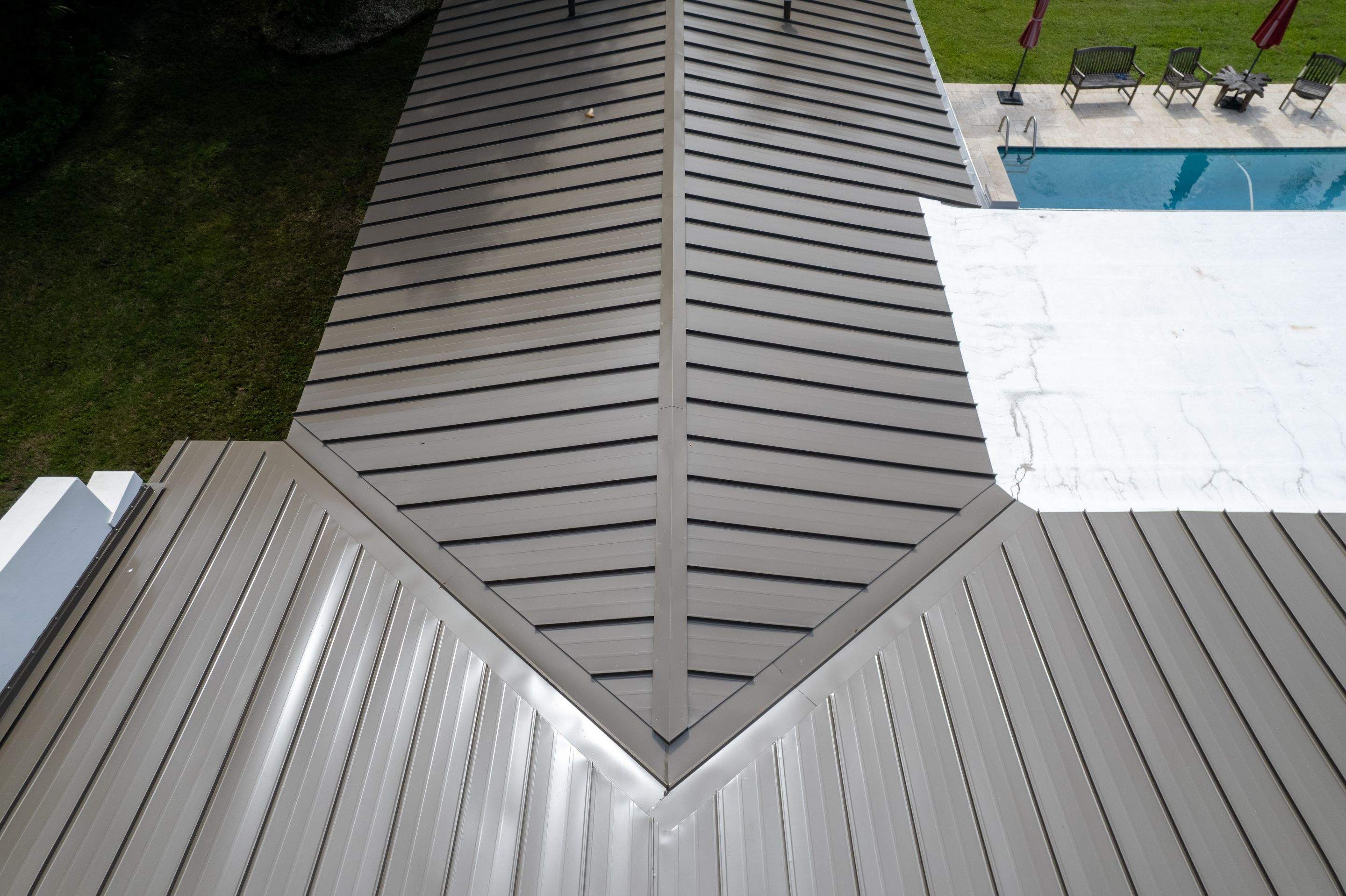 Metal Roof - Galvalume - Medium Bronze by Istueta Roofing