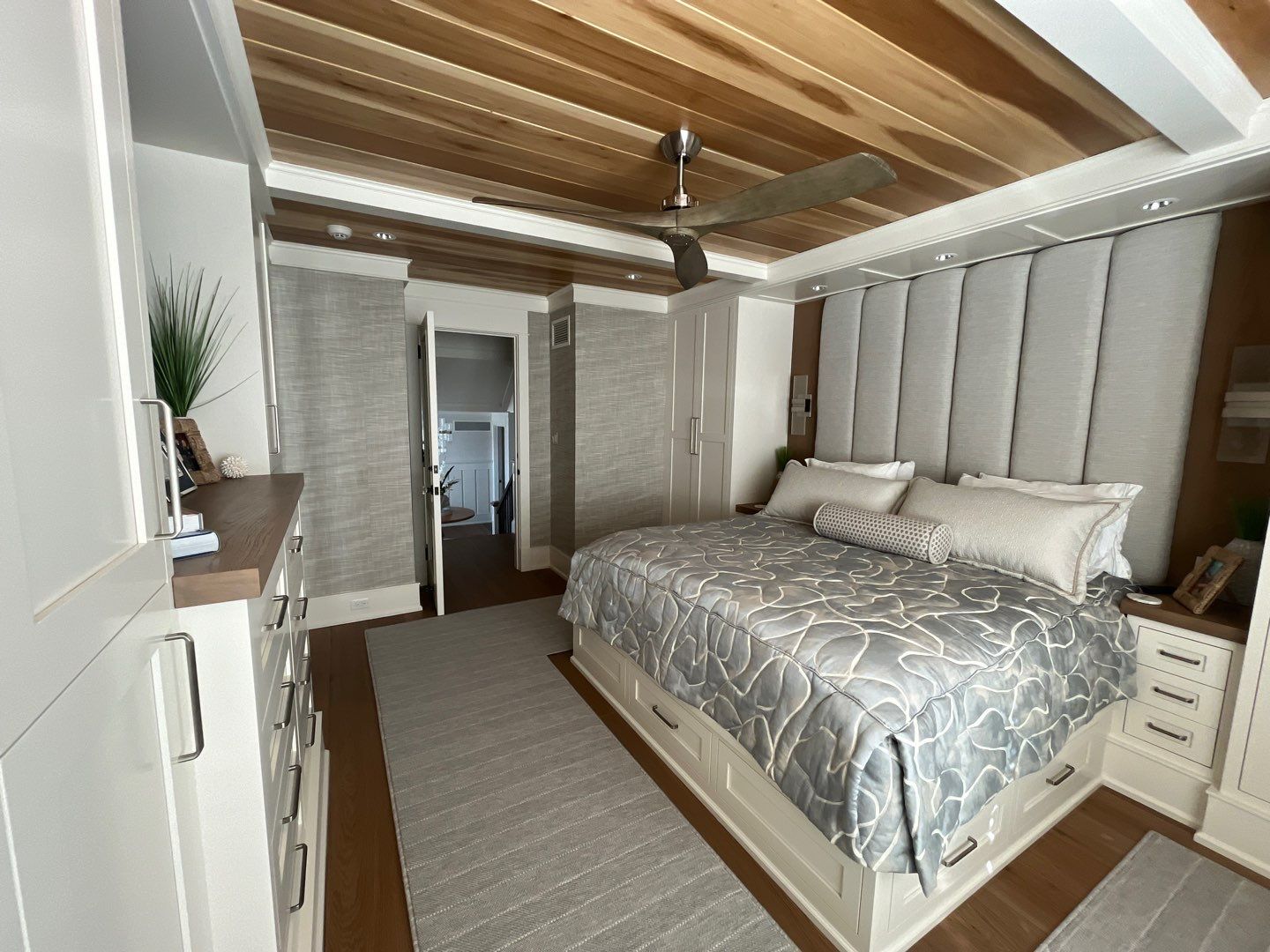 Luxury Home - Avalon, NJ by FreshCoat Works LLC