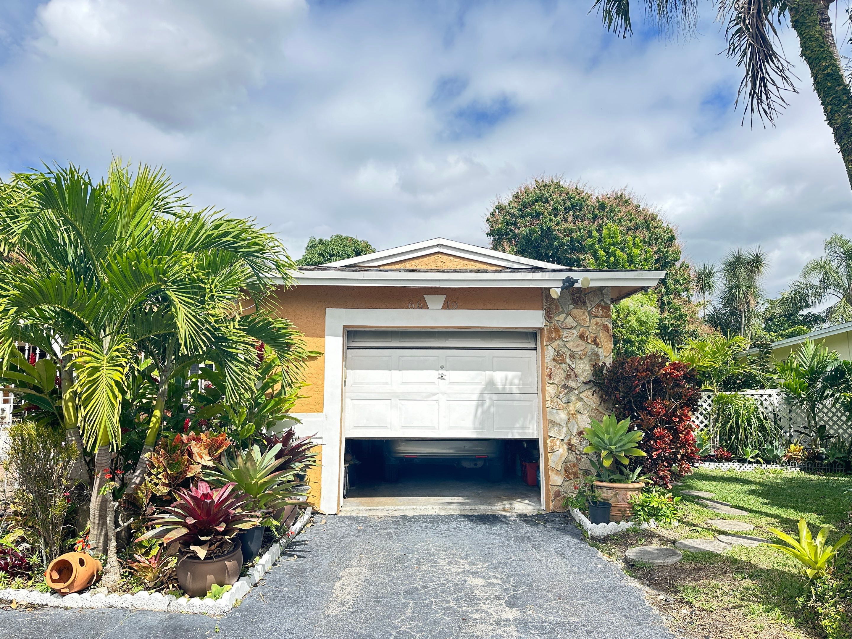 Water Damage Claim in North Lauderdale by FLAPA & KeyStone