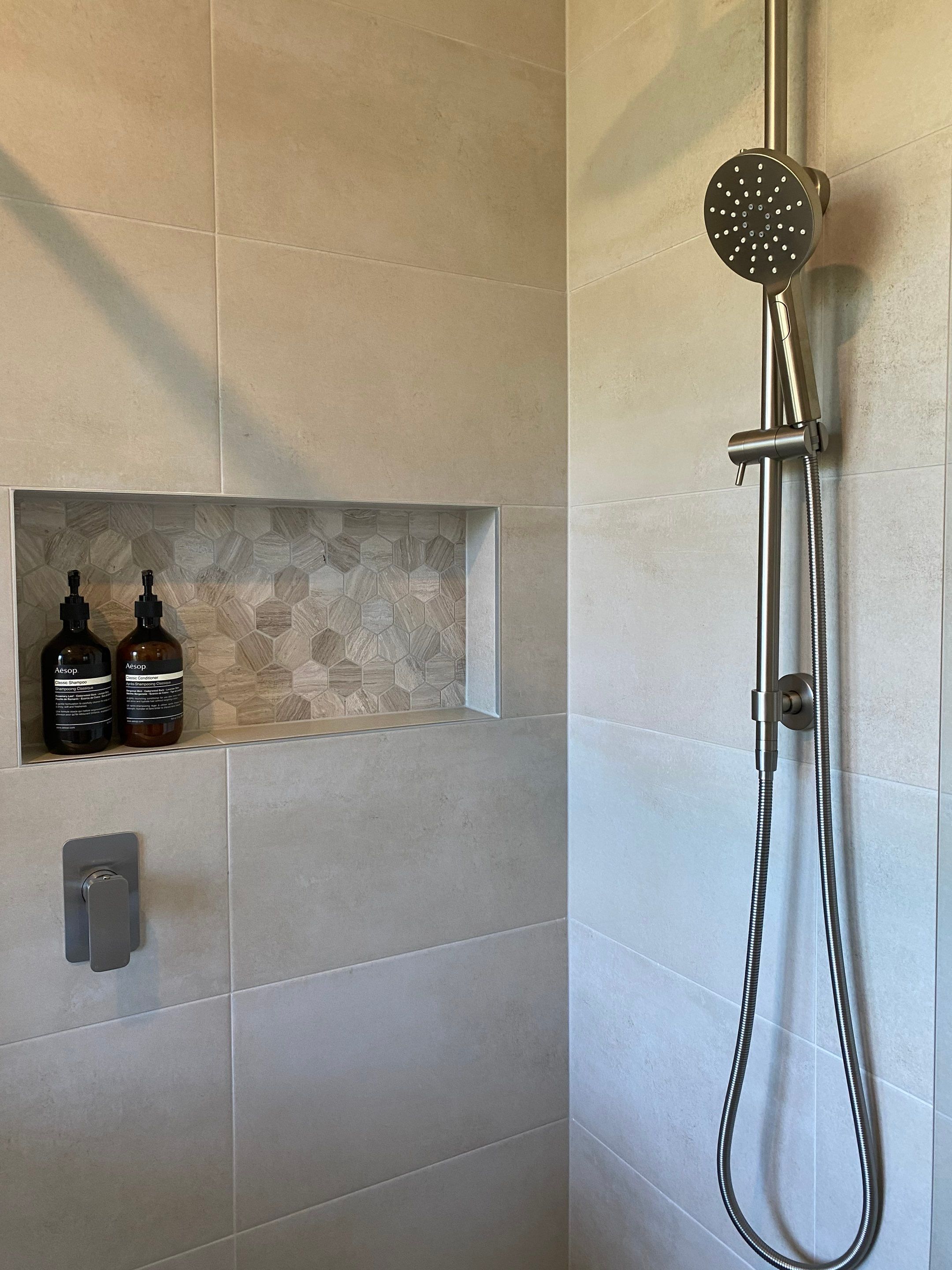 Double Bathroom & Double Toilet Renovation by Re-seal Bathrooms