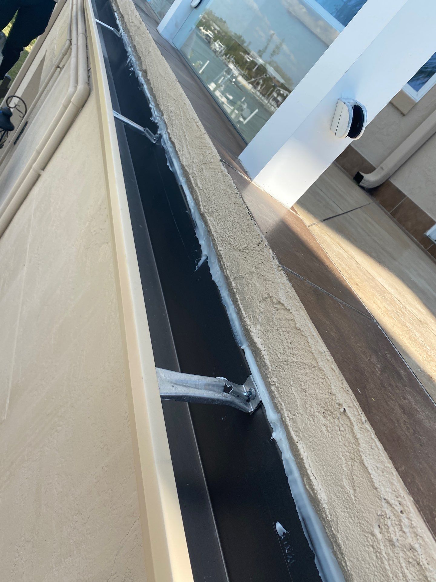 Seamless Gutters in Sarasota FL by Gutter Professors