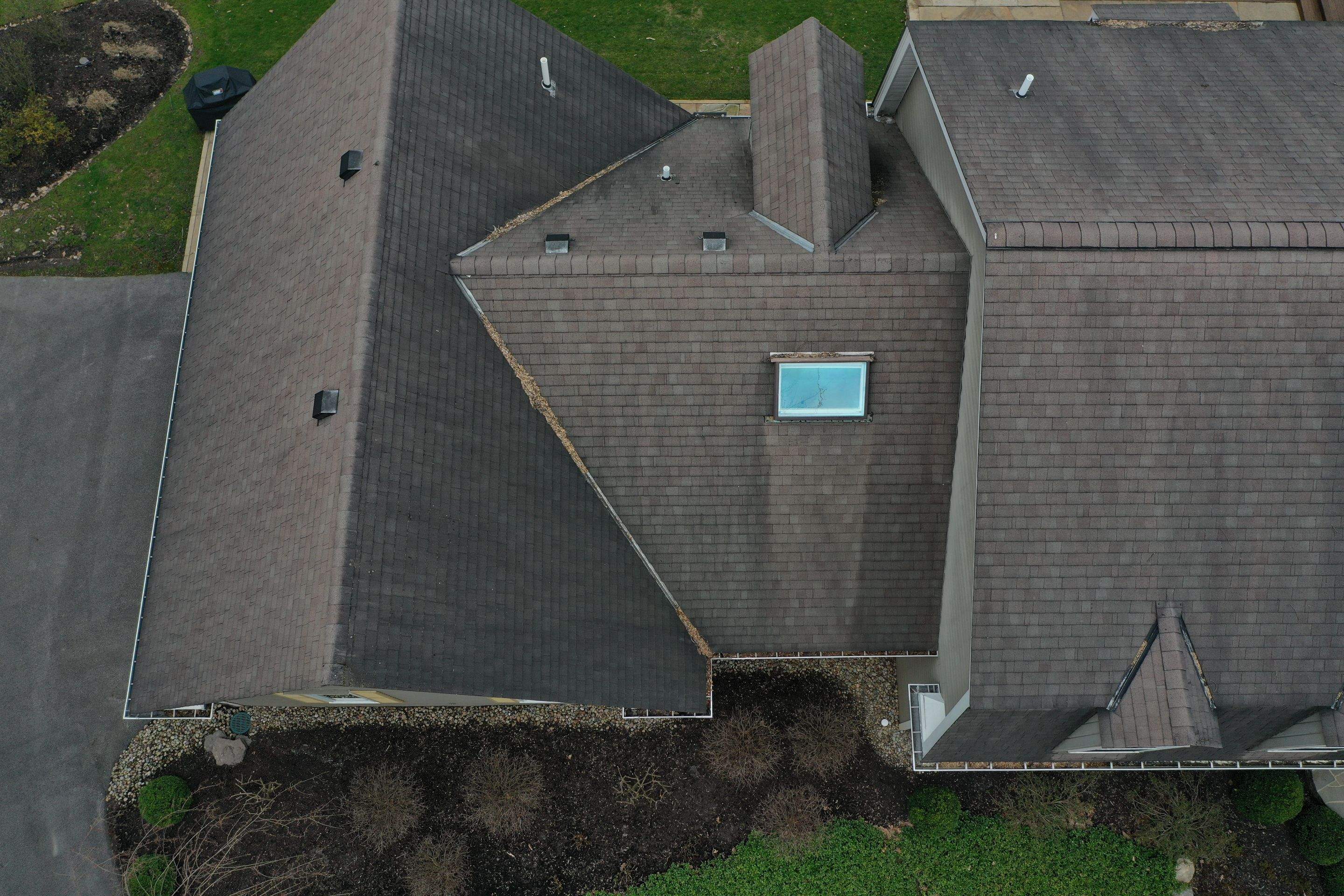 Residential Roofing Installation using Owens Corning Duration, Driftwood by Absolute Roofing and Construction