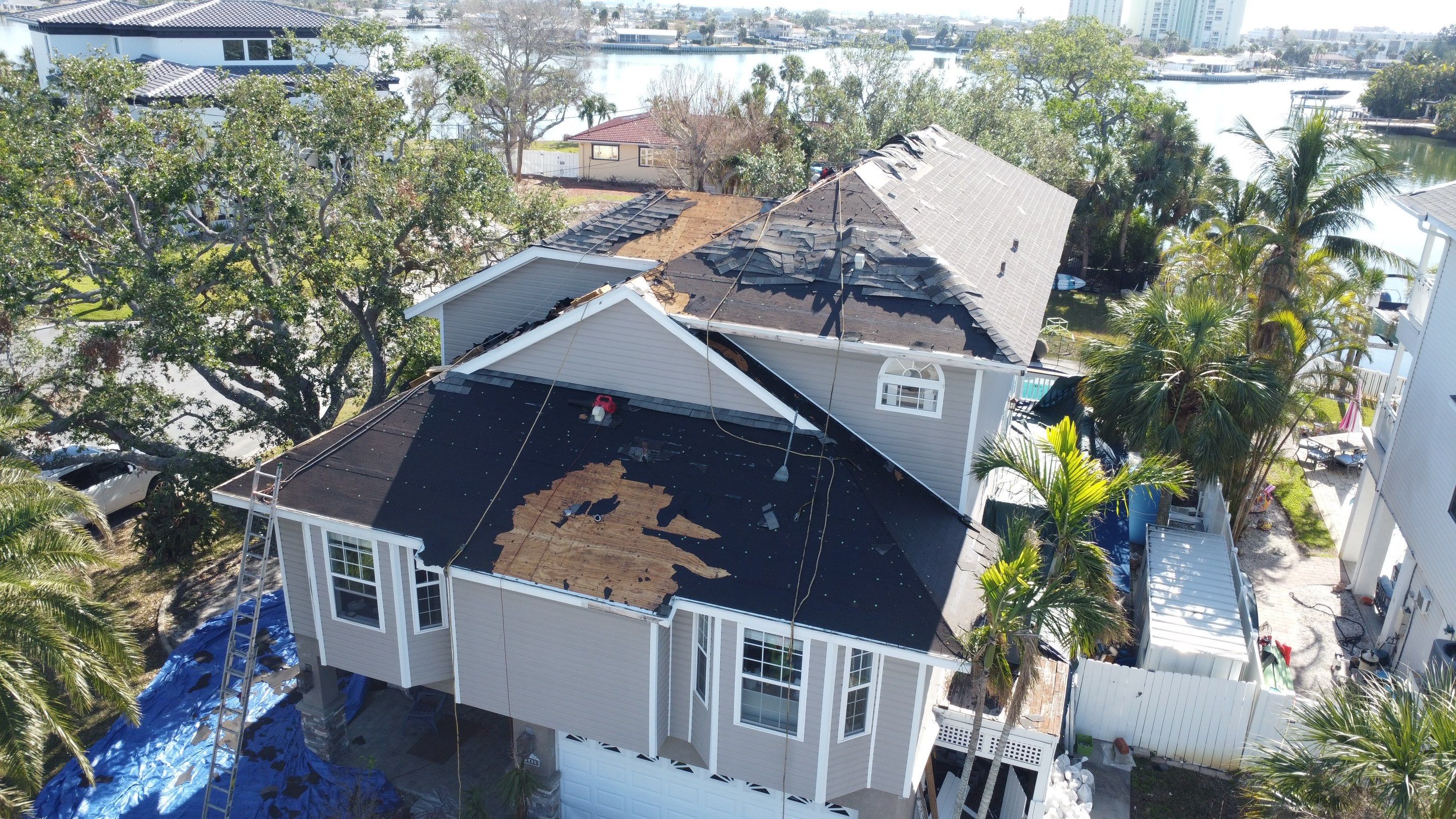 Polar White Standing Seam by Reimagine Roofing