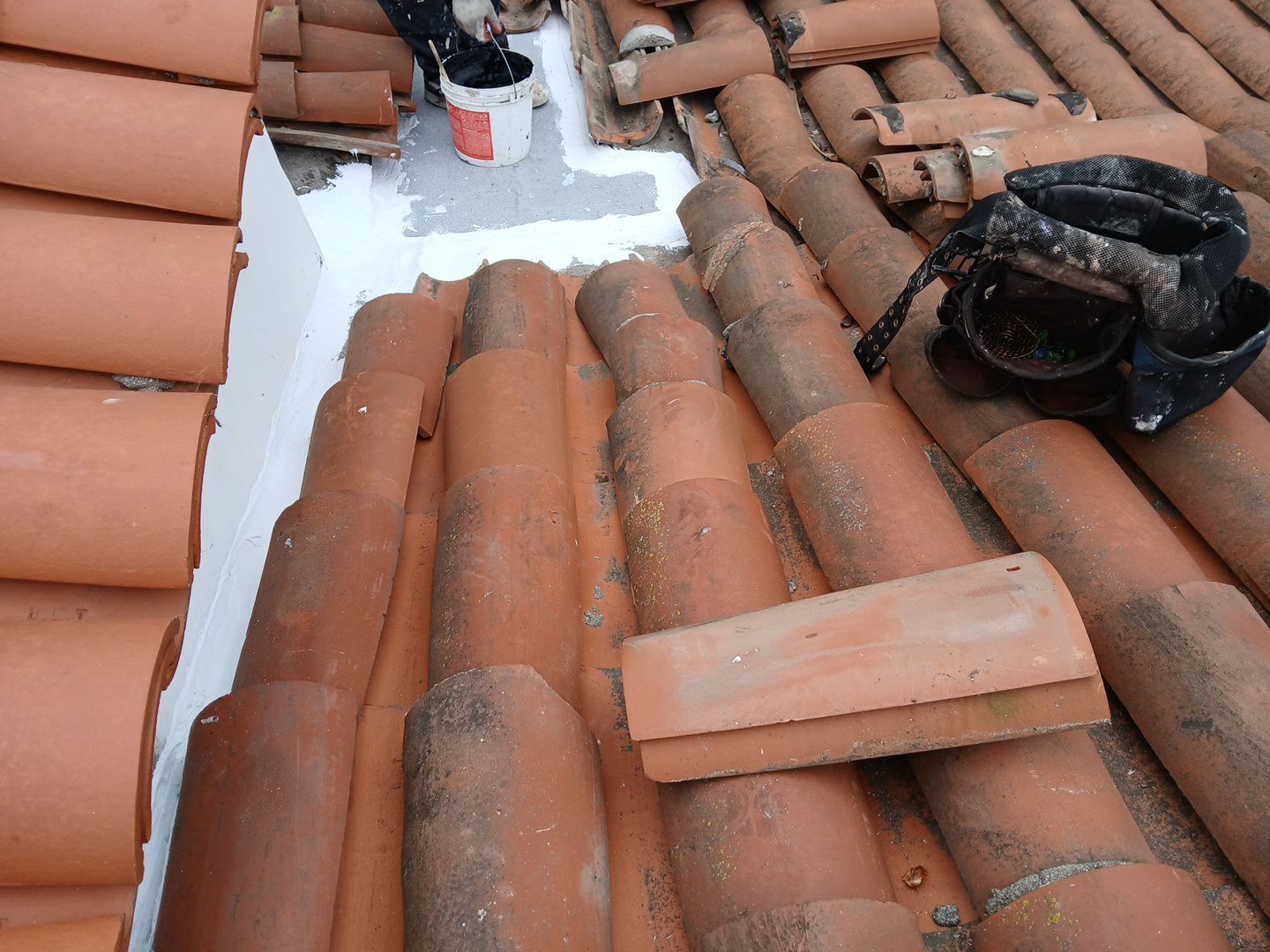 Tile Reset & Silicone Coating using American Standard Coatings Silicone-S by Hull Brothers Roofing