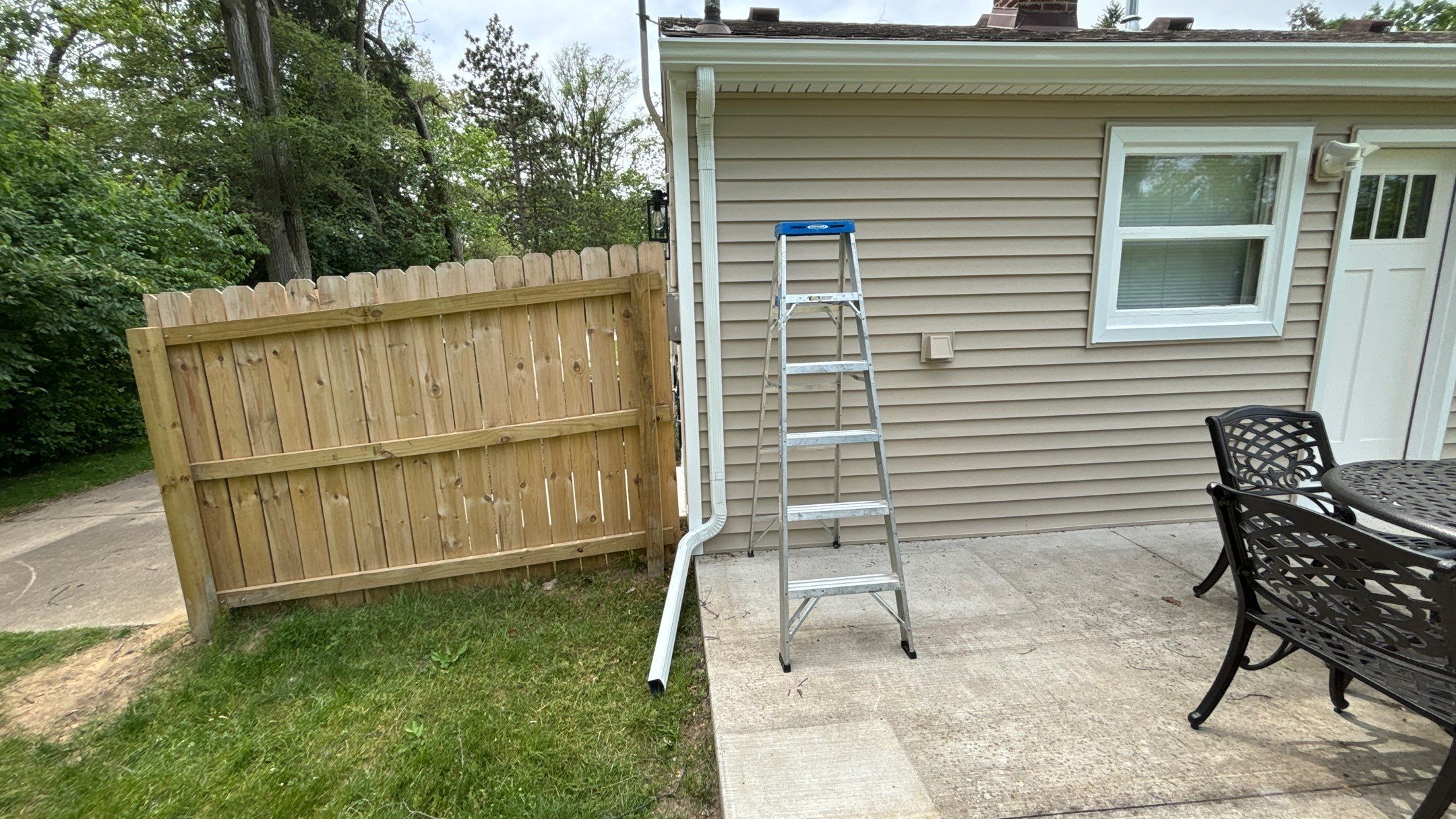 Siding Replacement using Certainteed Classic Restoration D4 by 180 Contractors